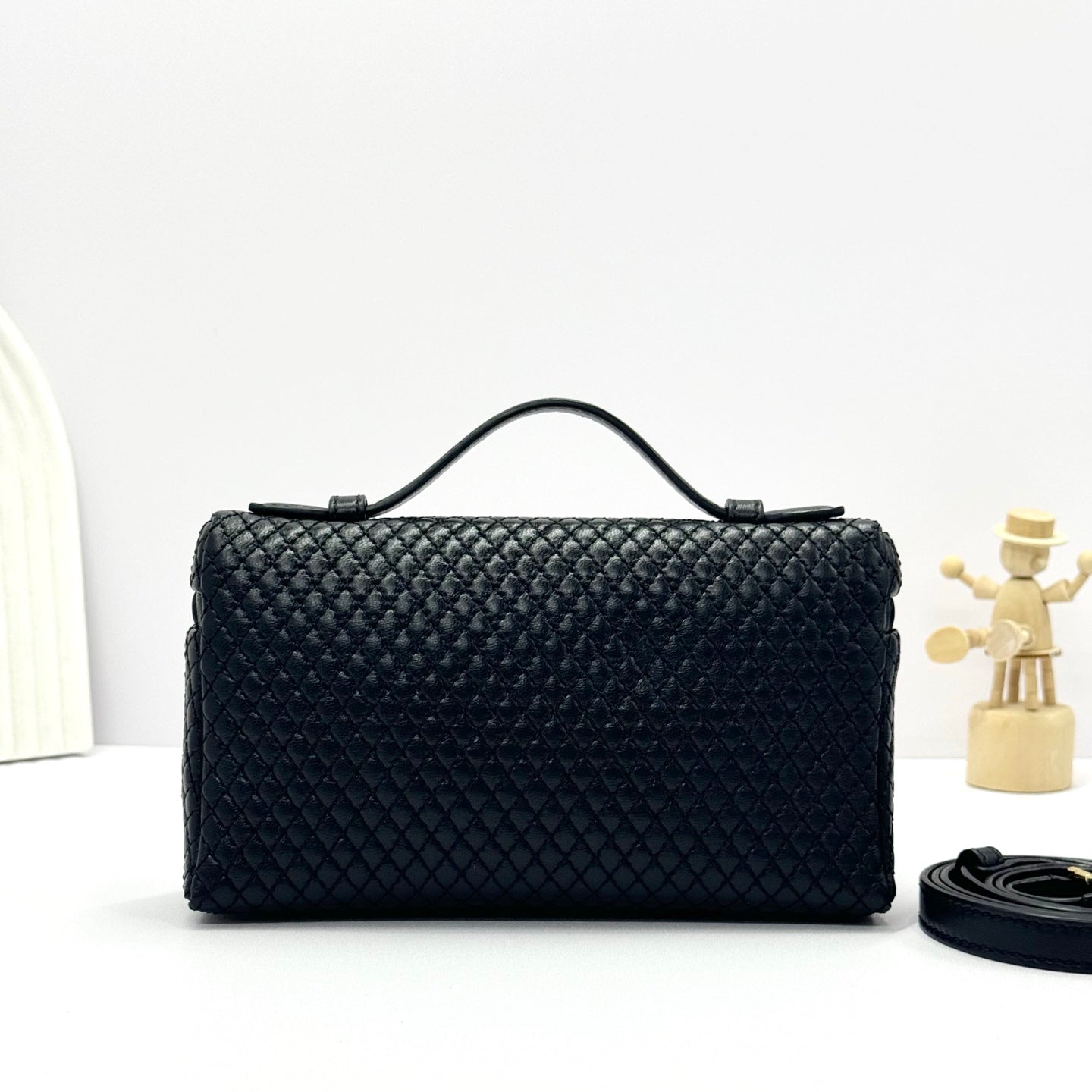 LP 2026 Extra Pocket L19 Black /Sun Gold Lambskin