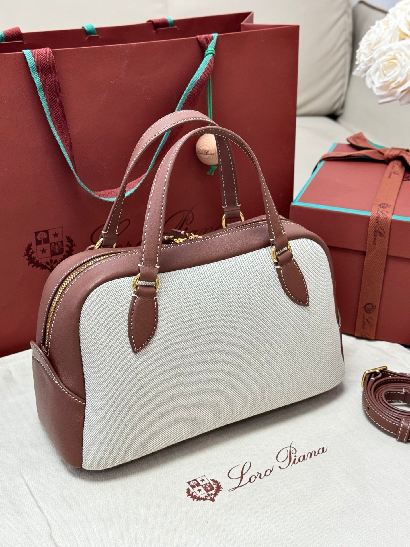 LP 2026 Needle Bag 31cm Natural/Caramel Sugar/Sun Gold Cotton Leather