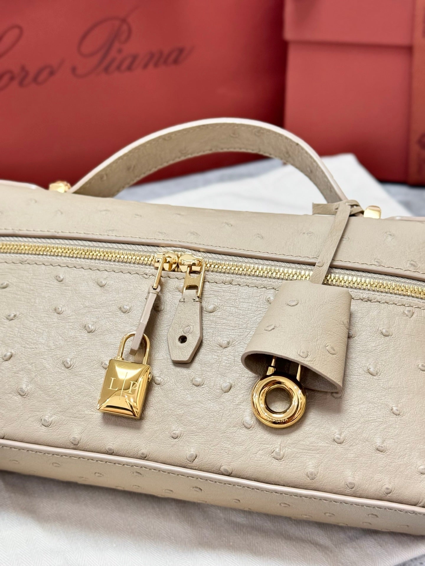LP 2026 Extra Bag L23 Ostrich Leather With Gold Hardware
