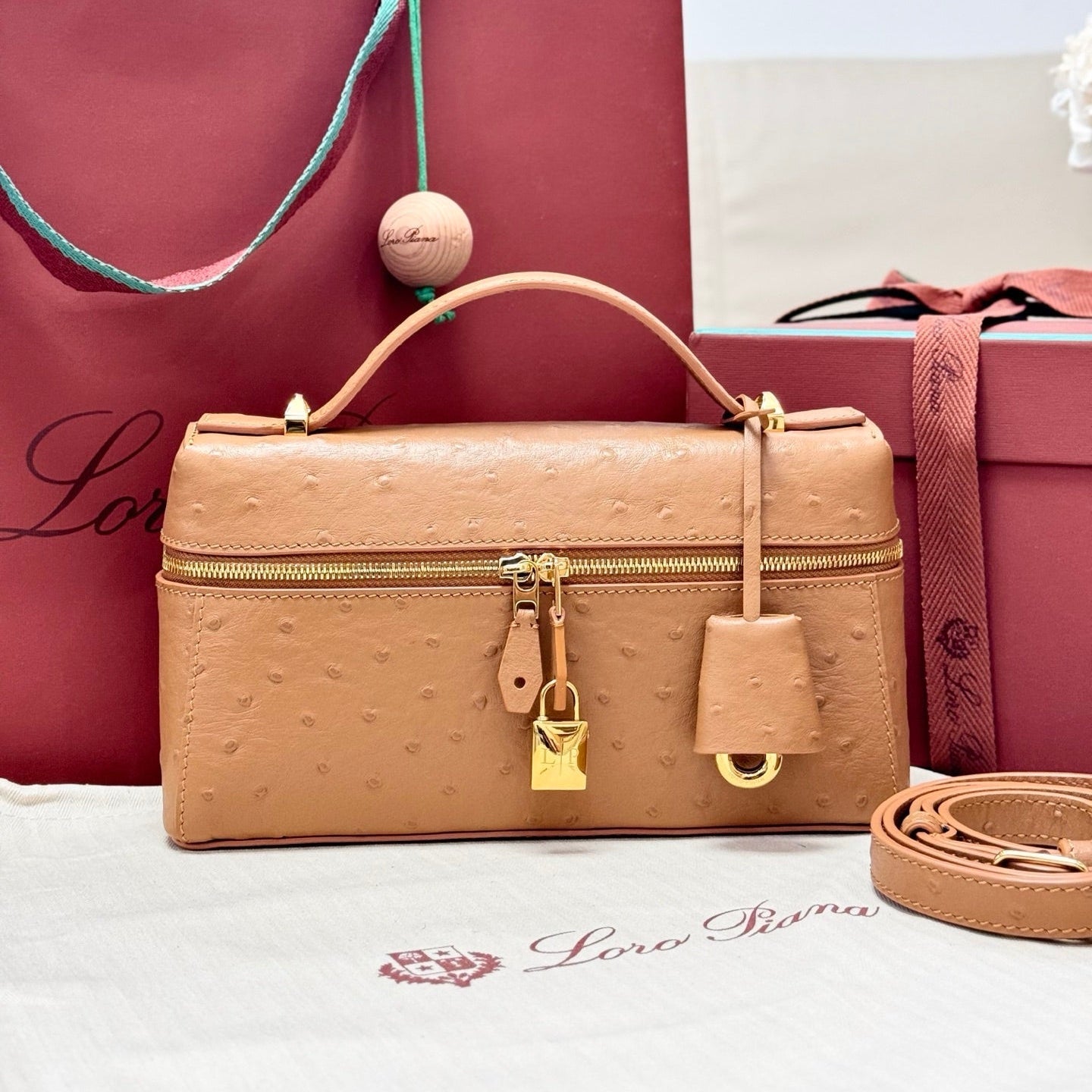 LP 2026 Extra Bag L23 Ostrich Leather With Gold Hardware