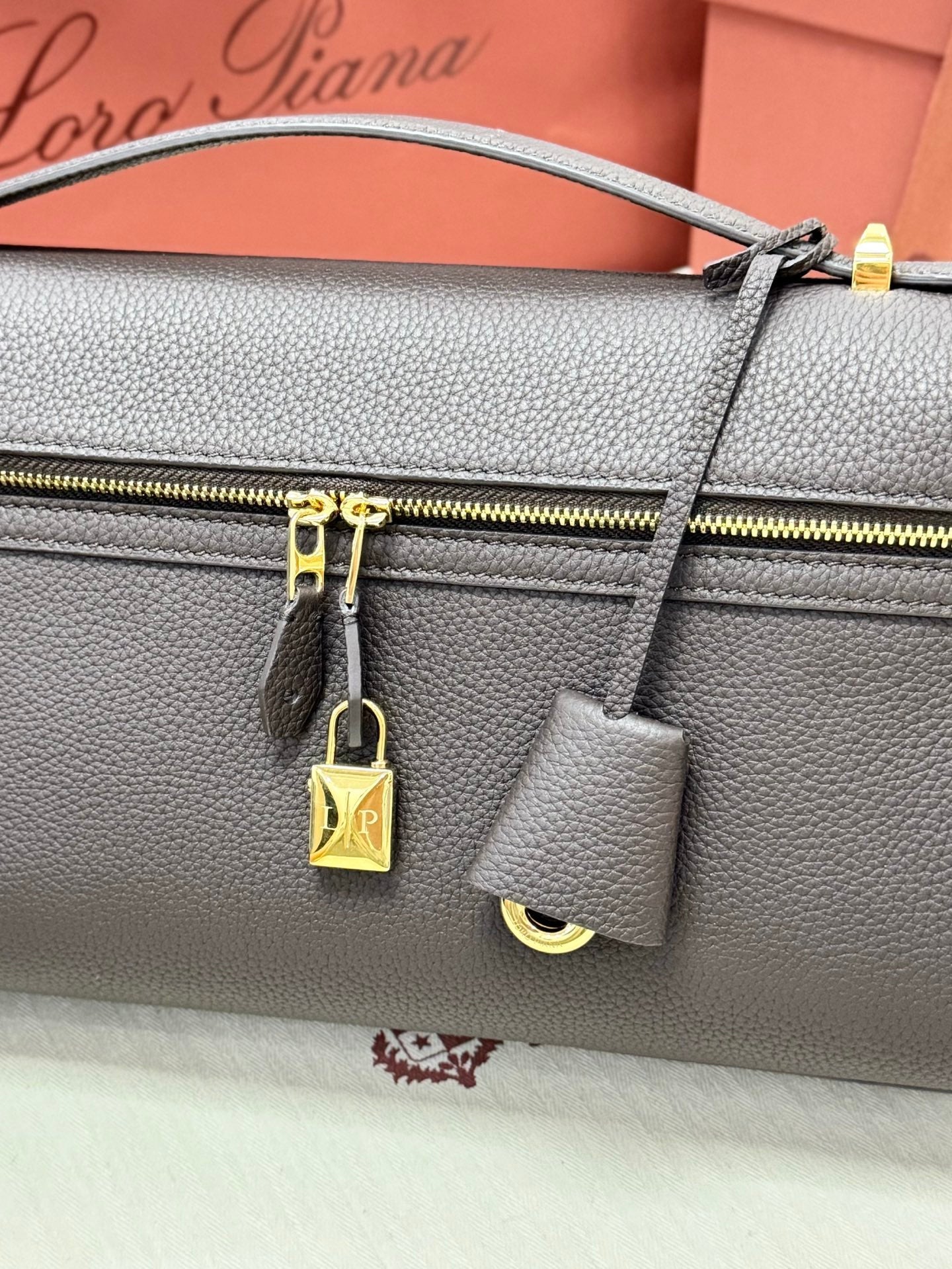 LP 2026 Extra Softy Bag L33 Dark Chocolate Licorice/Sun Gold Grained Calfskin