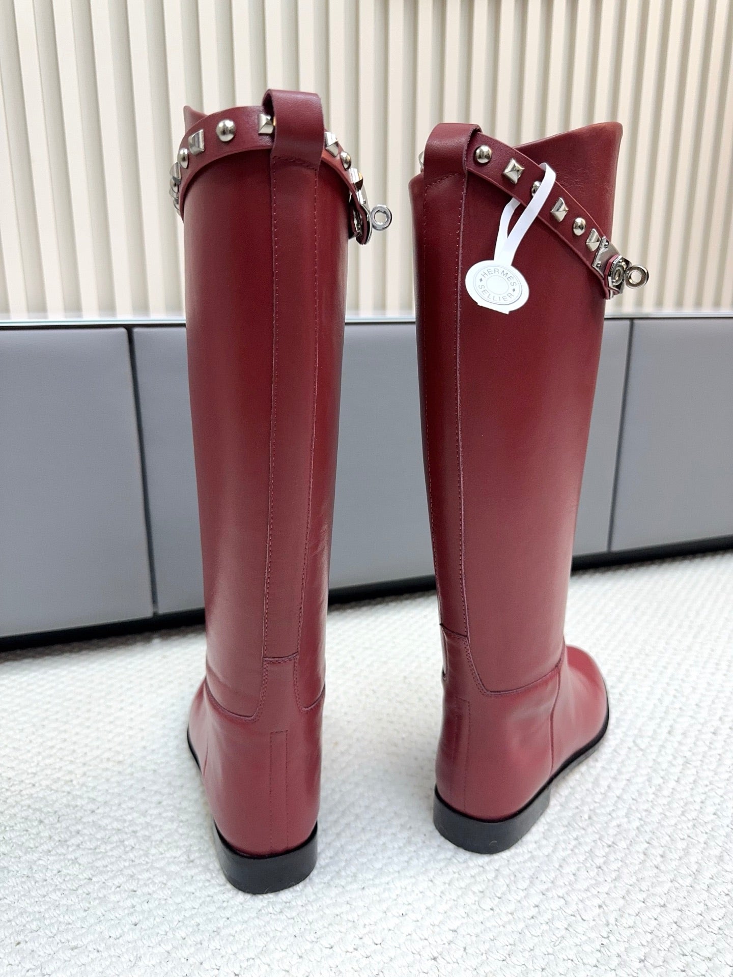 HM 25ss Kelly Buckle Riding Boots Red Cowhide 576124