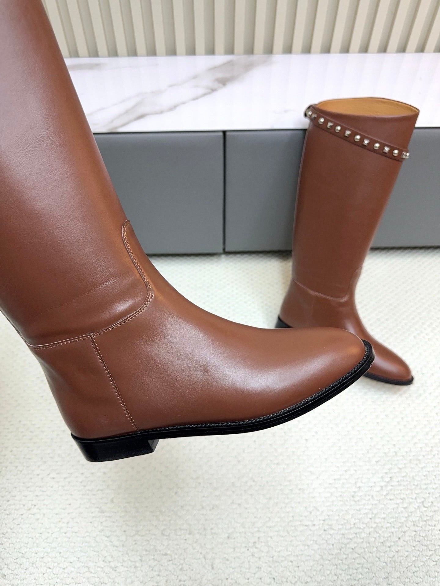 HM 25ss Kelly Buckle Riding Boots Brown Cowhide 576125