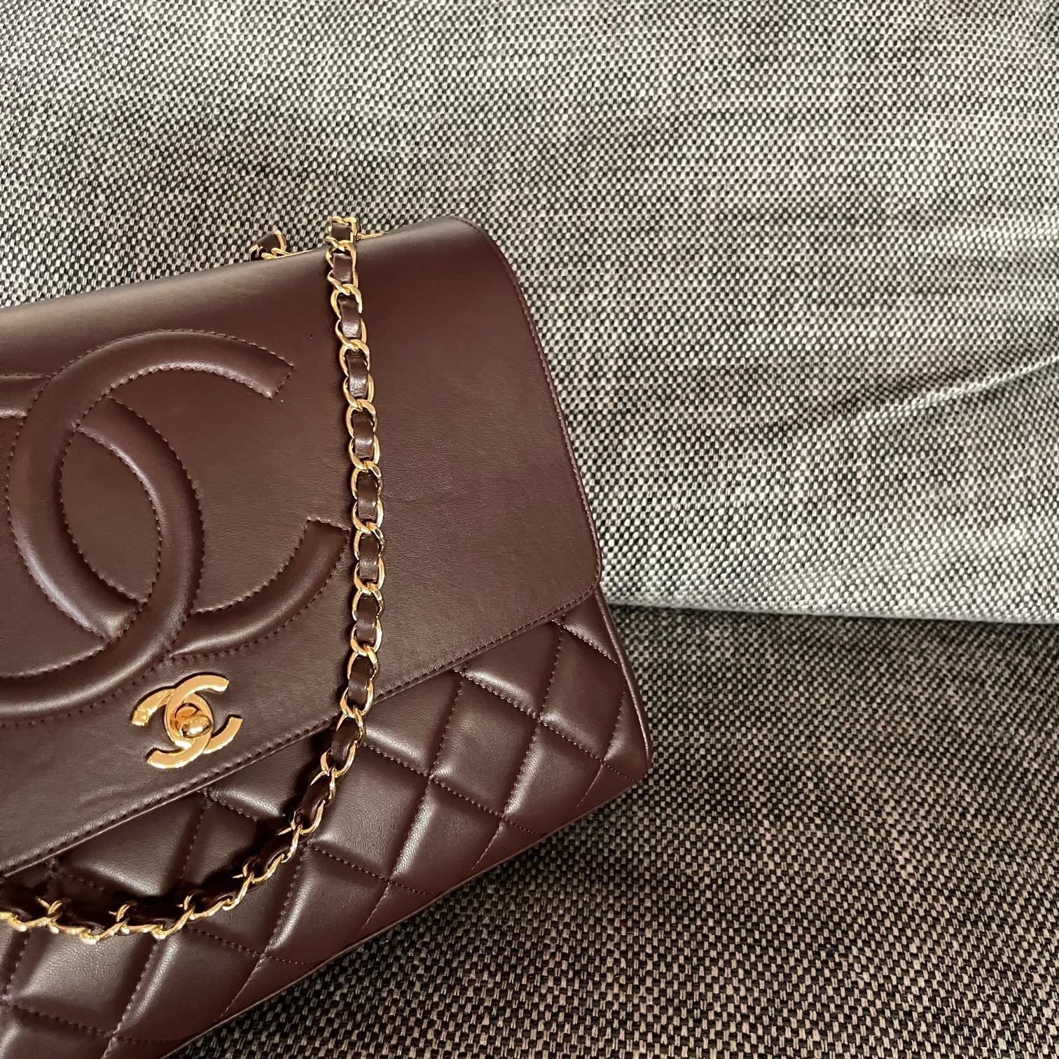 Chanel 2026 Vintage Quilted Large CC Flap Bag 33cm Embossed Calfskin