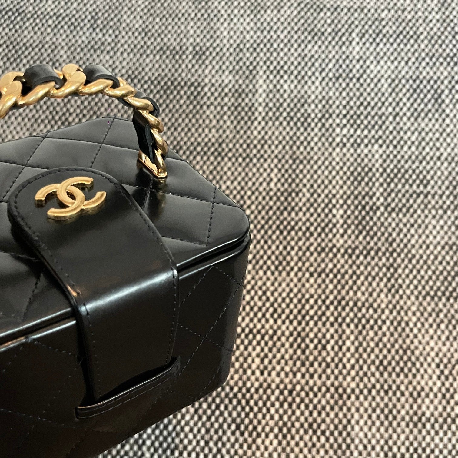 Chanel 2026 Vintage Mini Square Vanity Case 11cm Patent Calfskin