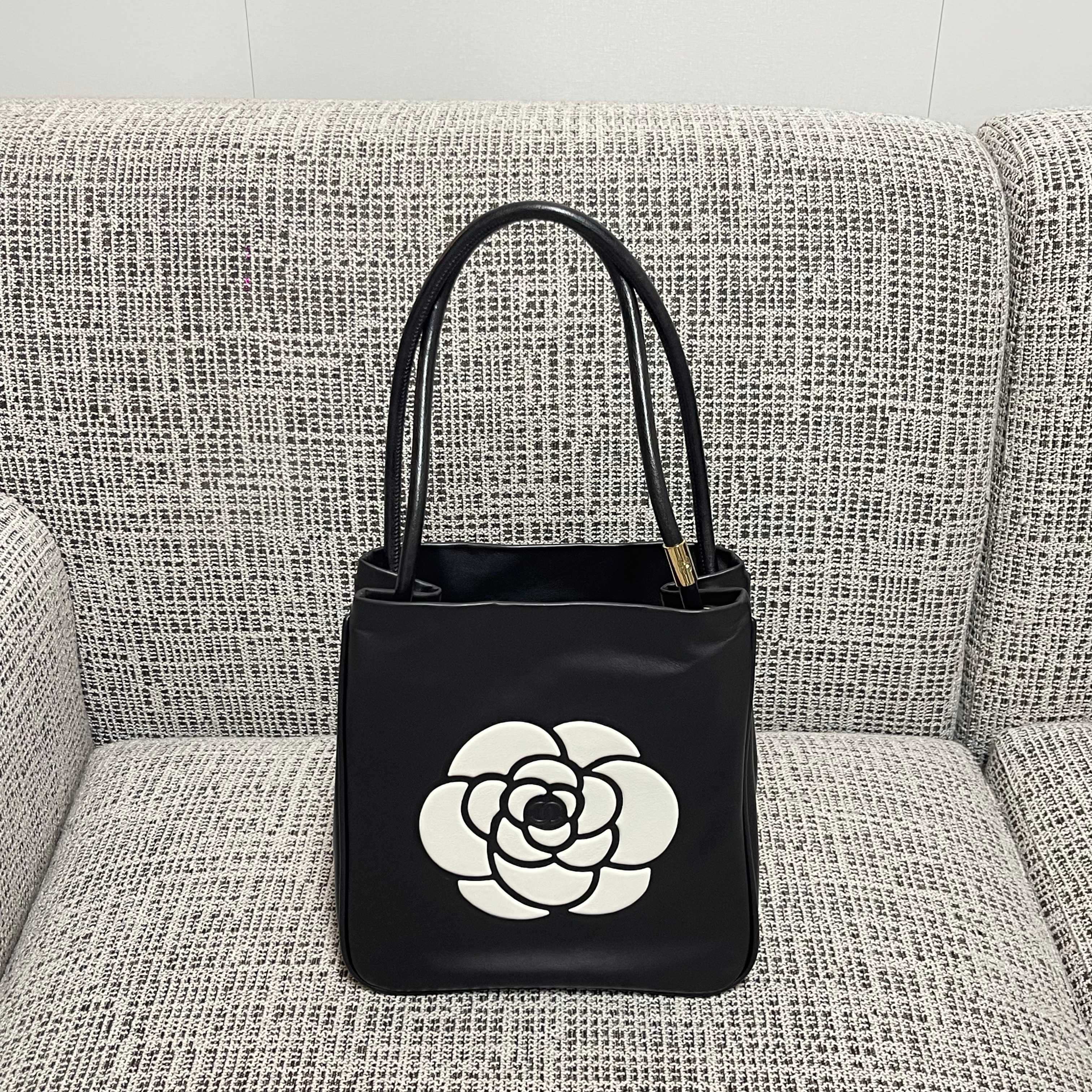Chanel 2026 Camellia Letter Reversible Tote Bag 25cm Black White Leather