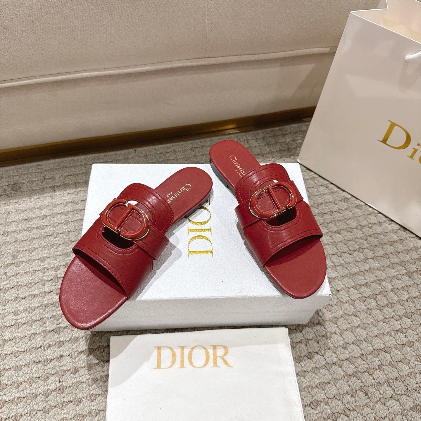 CD 25 letter hollow flat sandals red calfskin 396104