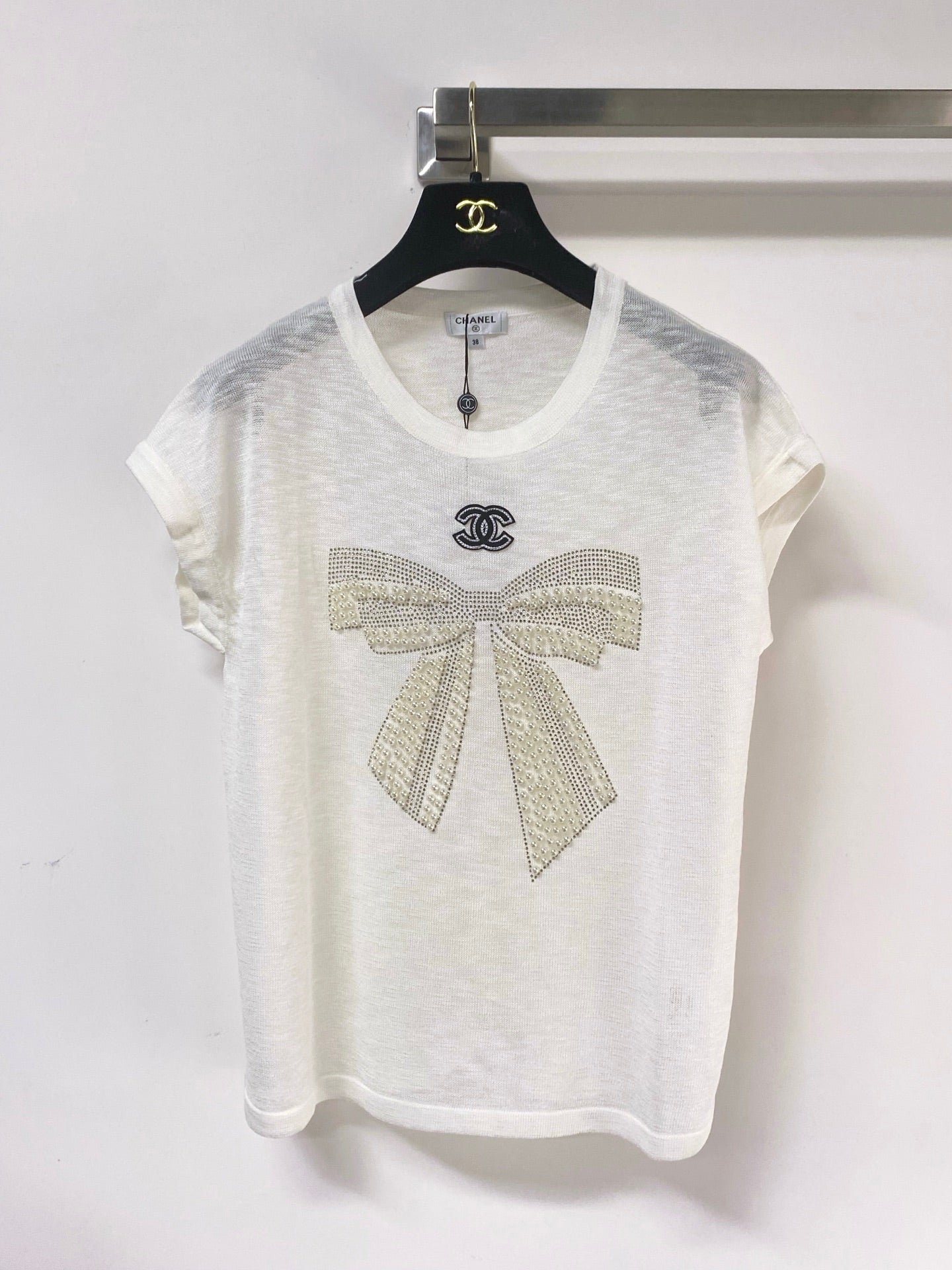 Chanel 2026 Short-Sleeve Shirt Bow Graphic Acrylic 375054