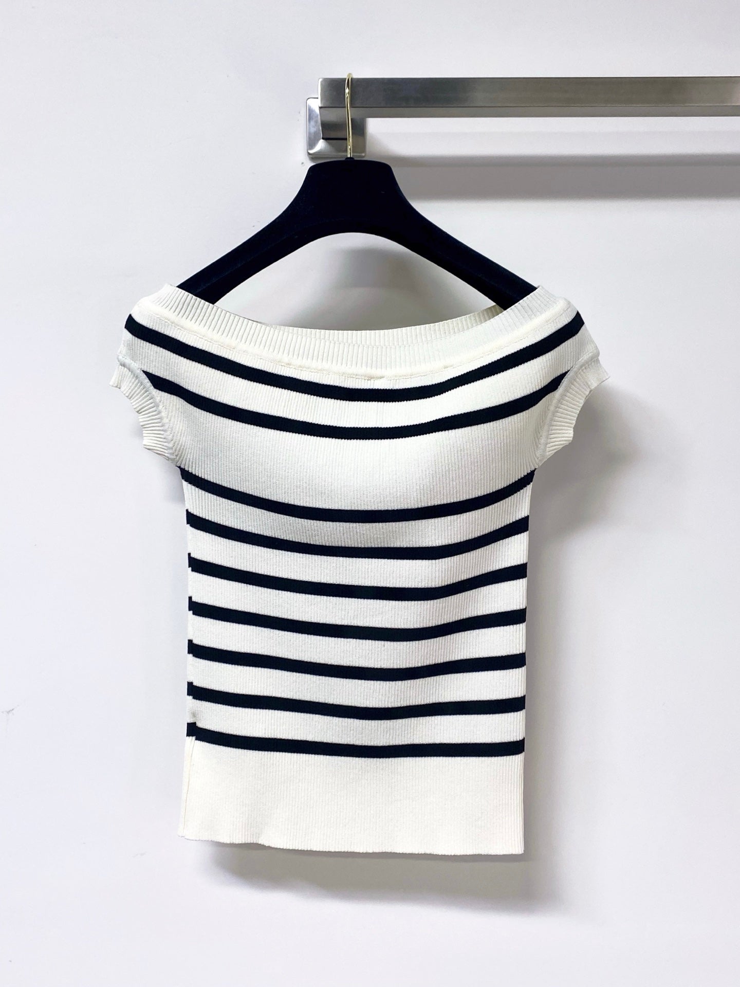 Dior 2026 Striped Off-Shoulder Knit Top White Black Wool 396617