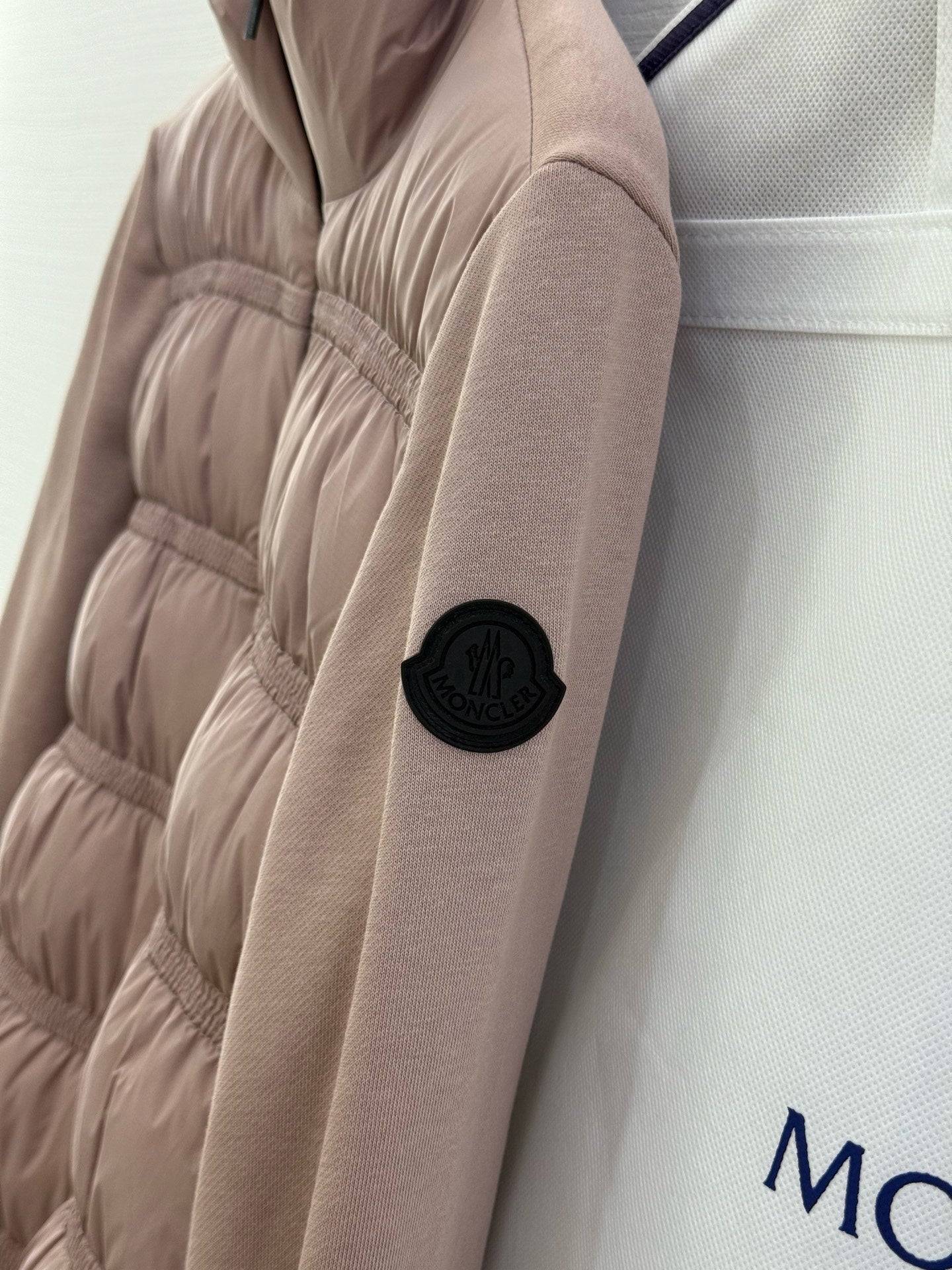 Moncler 25 Cardigan Pleated Polyamide 288478