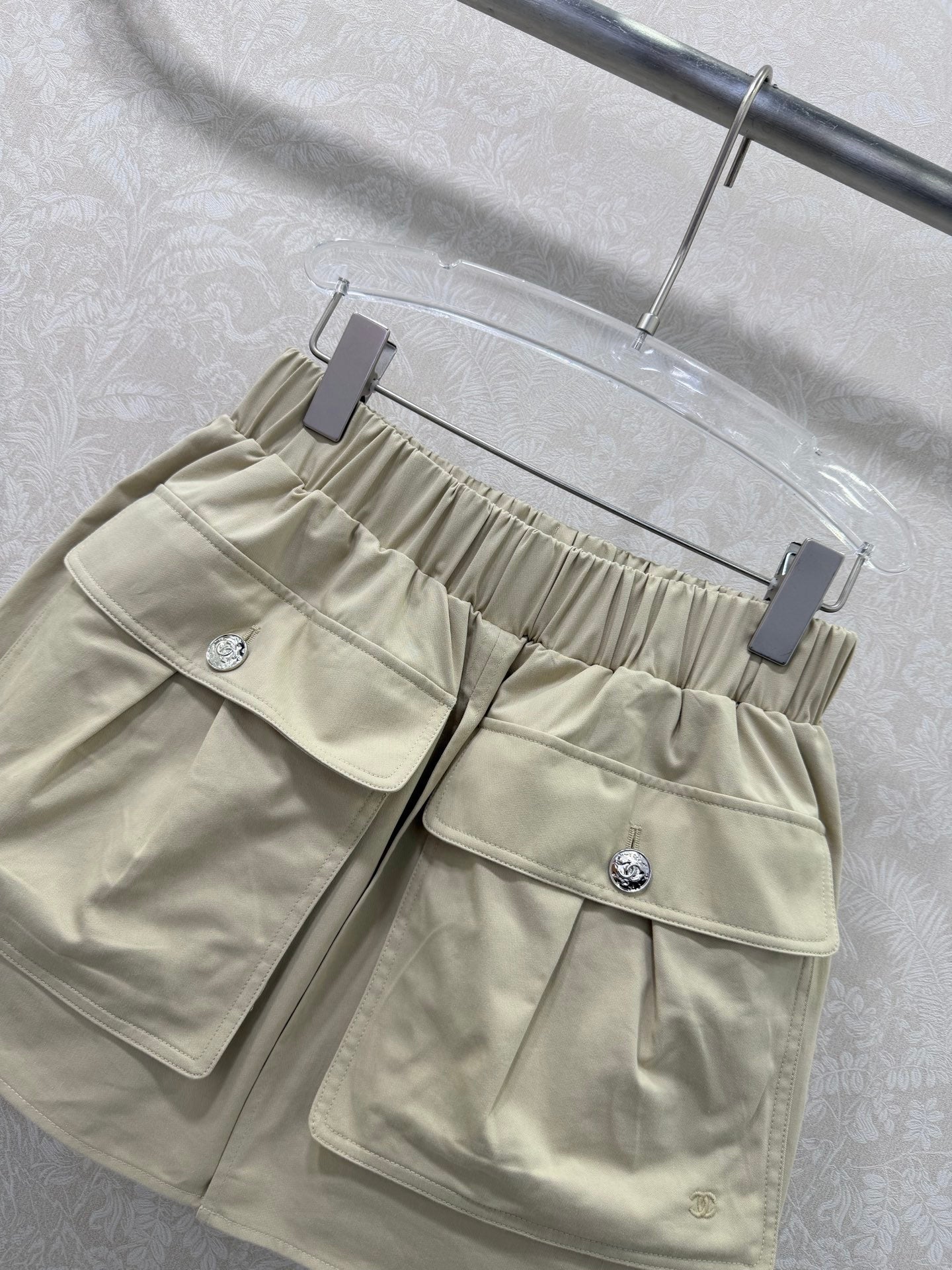 Chanel 2026 Large Pocket Cargo Short Khaki Cotton 359637