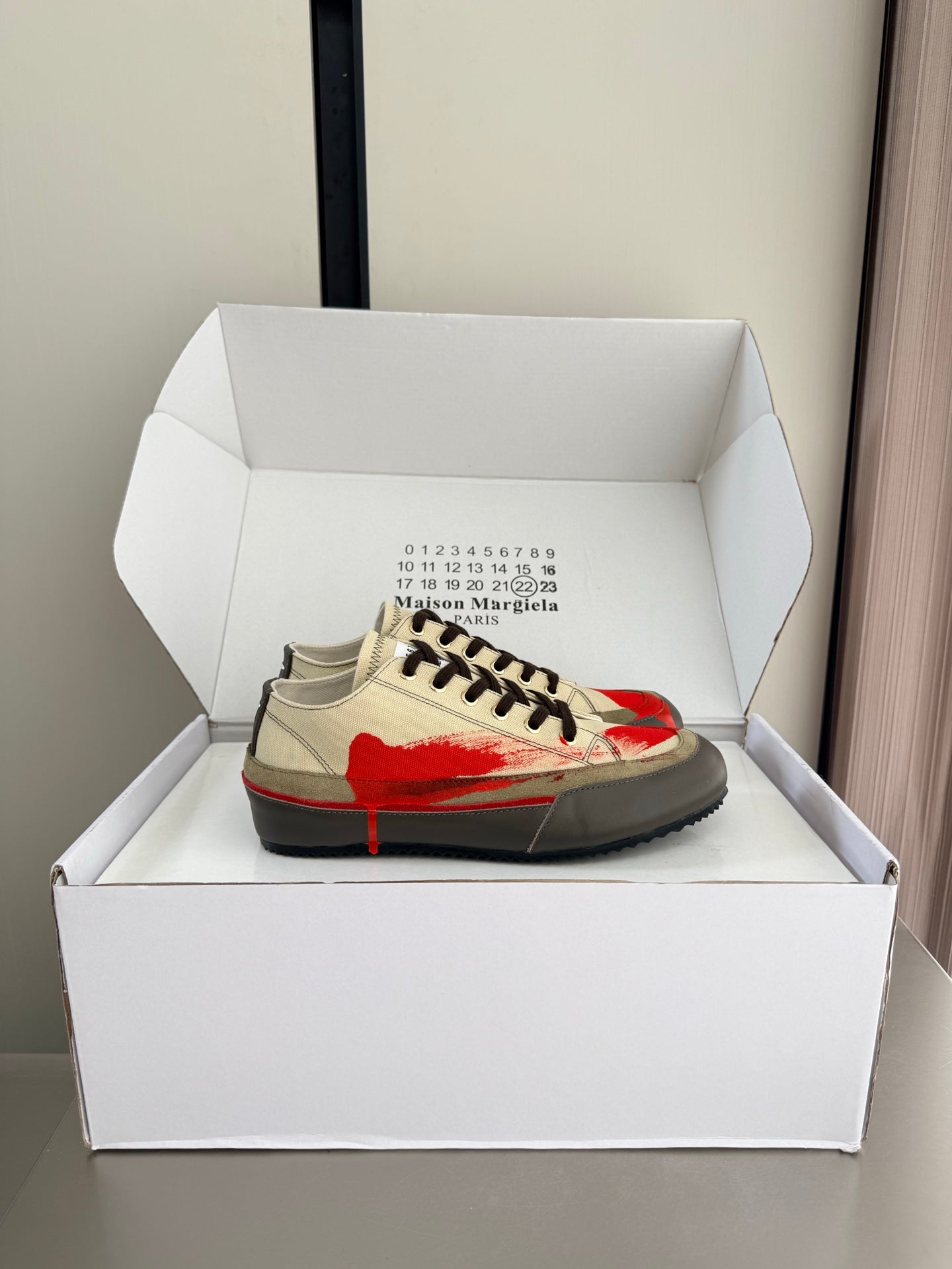 Maison Margiela 2026 Traveller  Sneaker Canvas 929708