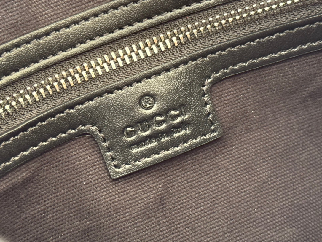 Gucci Waistbag Grey mix Black Leather  248428