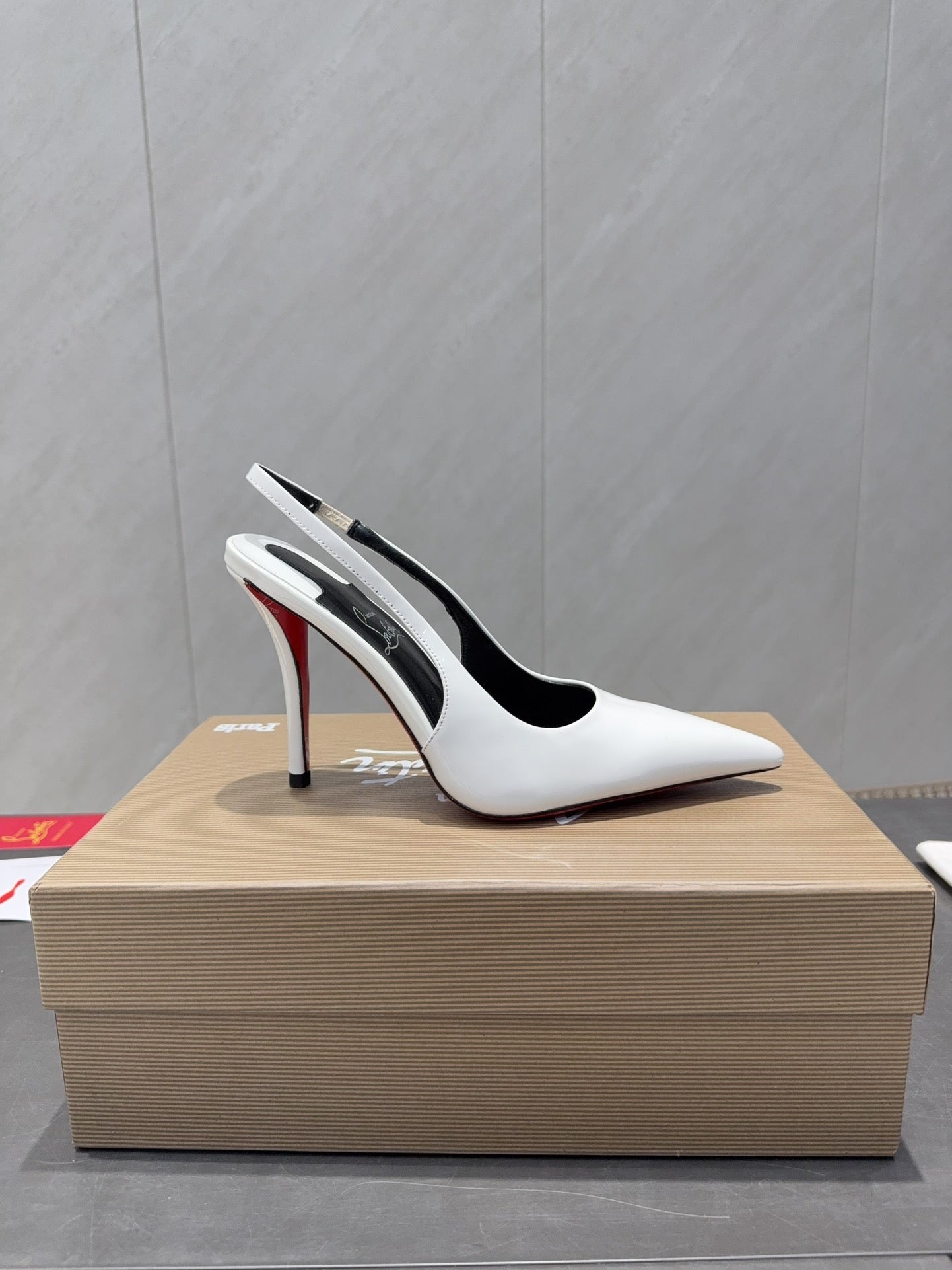 CL 26SS Slingback 100 White Patent Leather 613985