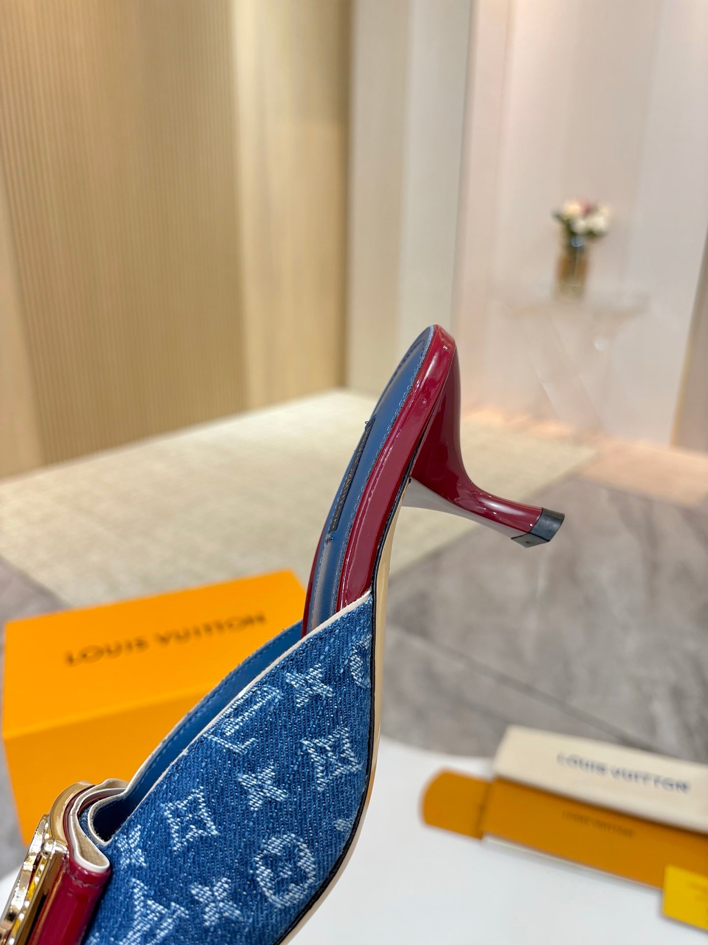 LV 26ss High-Heeled Mules 60 Blue Red Monogram Denim Cowhide 664882