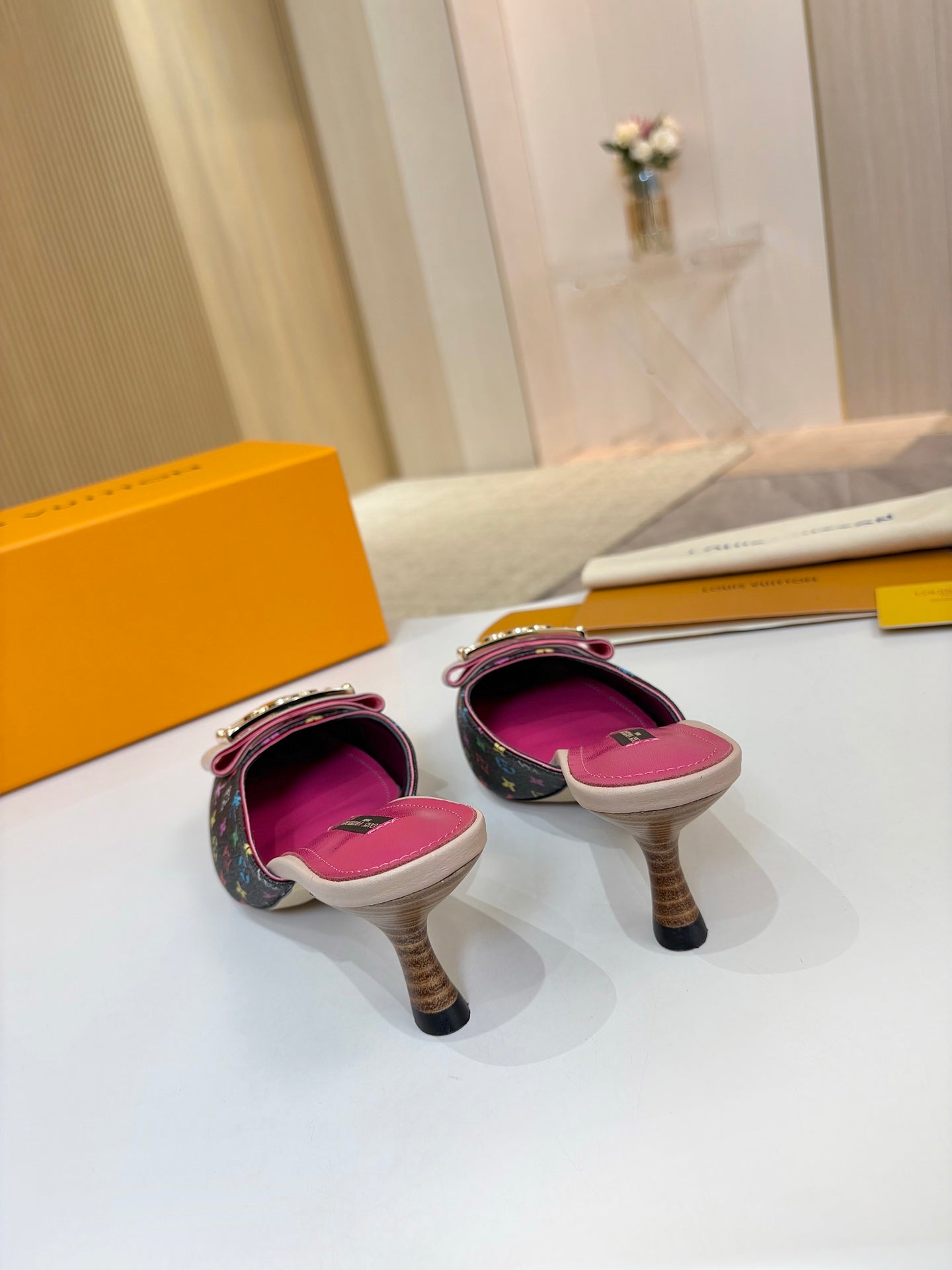 LV 26ss High-Heeled Mules 60 Black Pink Multicolor Monogram Cowhide 664883