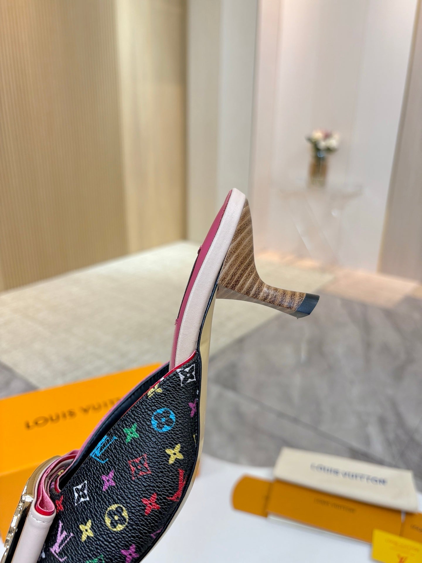 LV 26ss High-Heeled Mules 60 Black Pink Multicolor Monogram Cowhide 664883