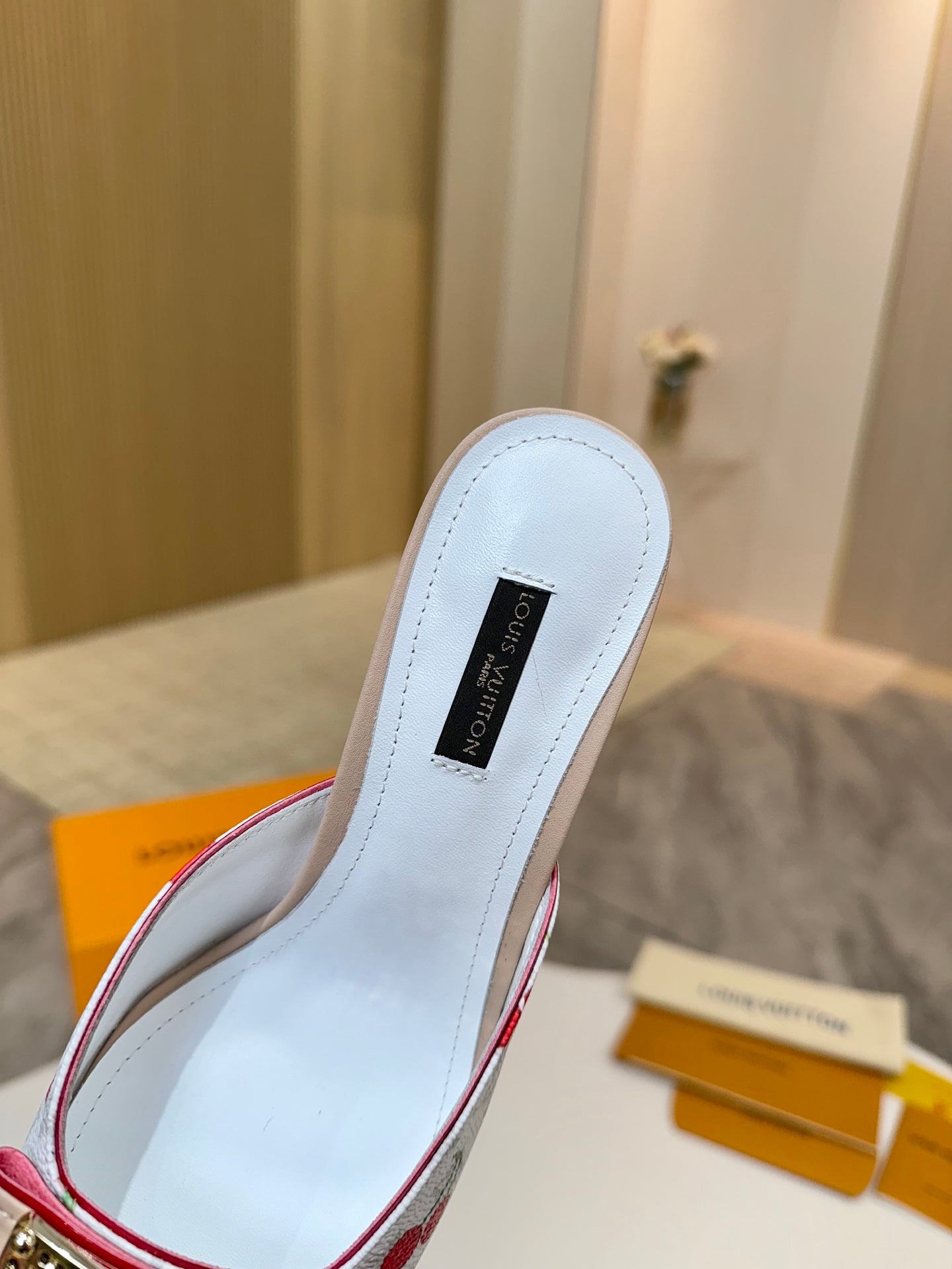 LV 26ss High-Heeled Mules 60 White Cherry Monogram Cowhide 664888