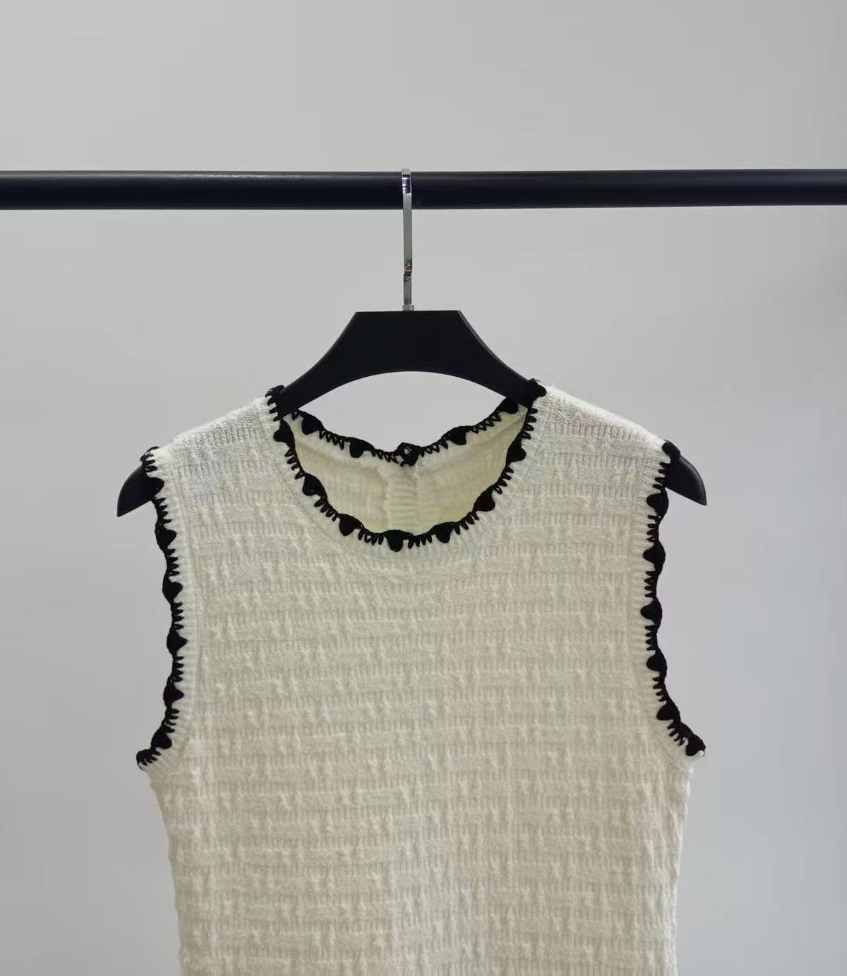 Chanel 2026 Cream Block Lace Hand-Croche Lace Knit Vest Dress 408799