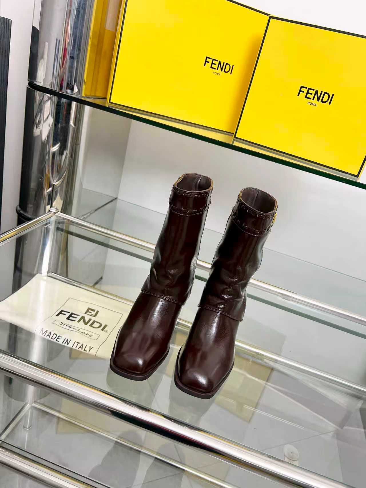 FENDI low boots  burgundy calfskin 521235