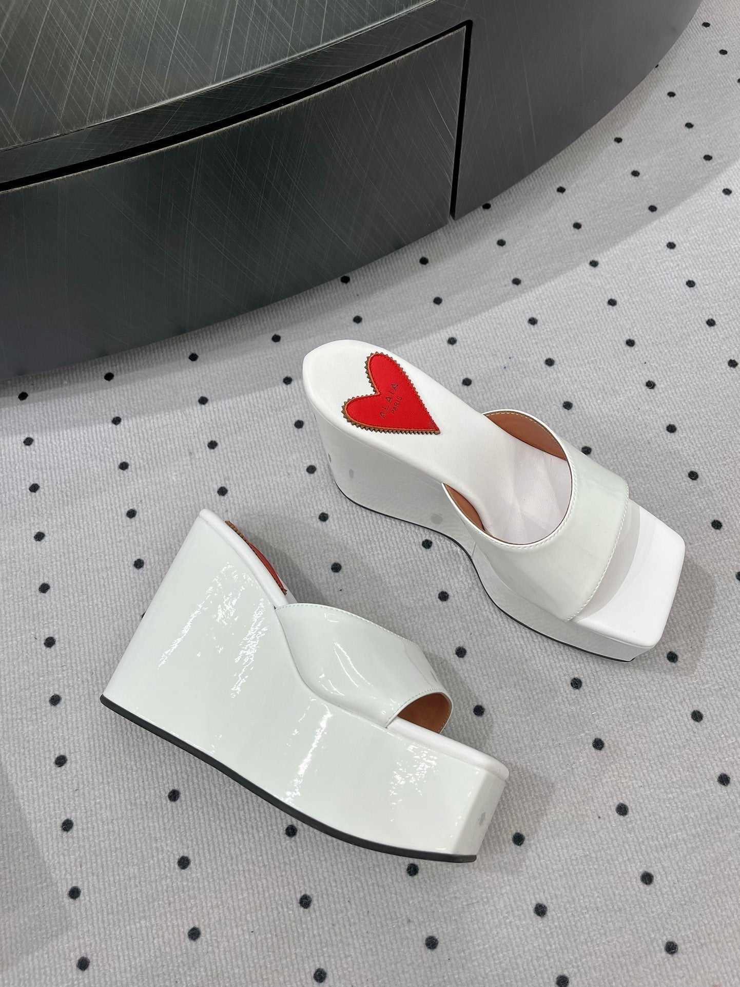 Alaila High Sandal 115mm In White Glossy Lambskin 954874