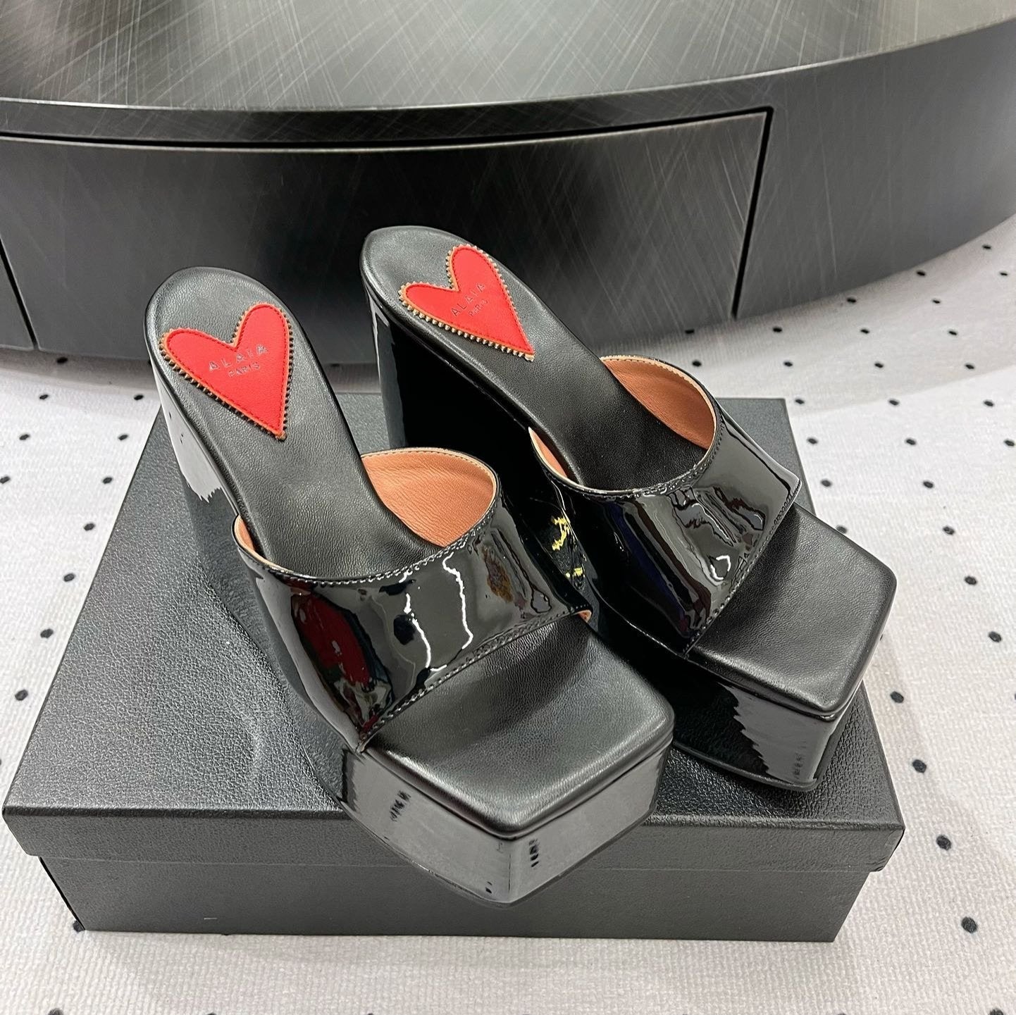Alaila High Sandal 115mm In Black Glossy Lambskin 954878