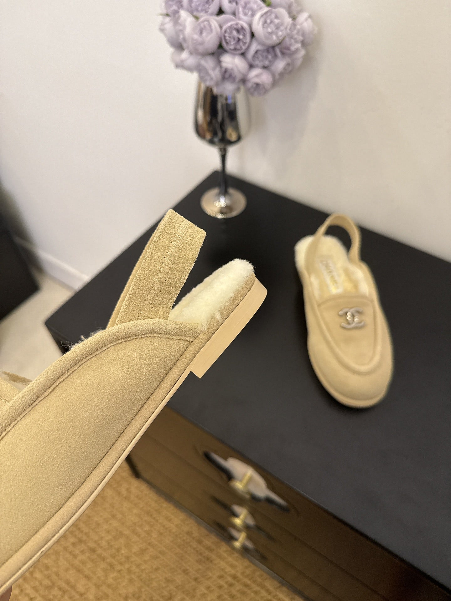 CC 25A Slingback Loafer Light Beige Sherpa Suede