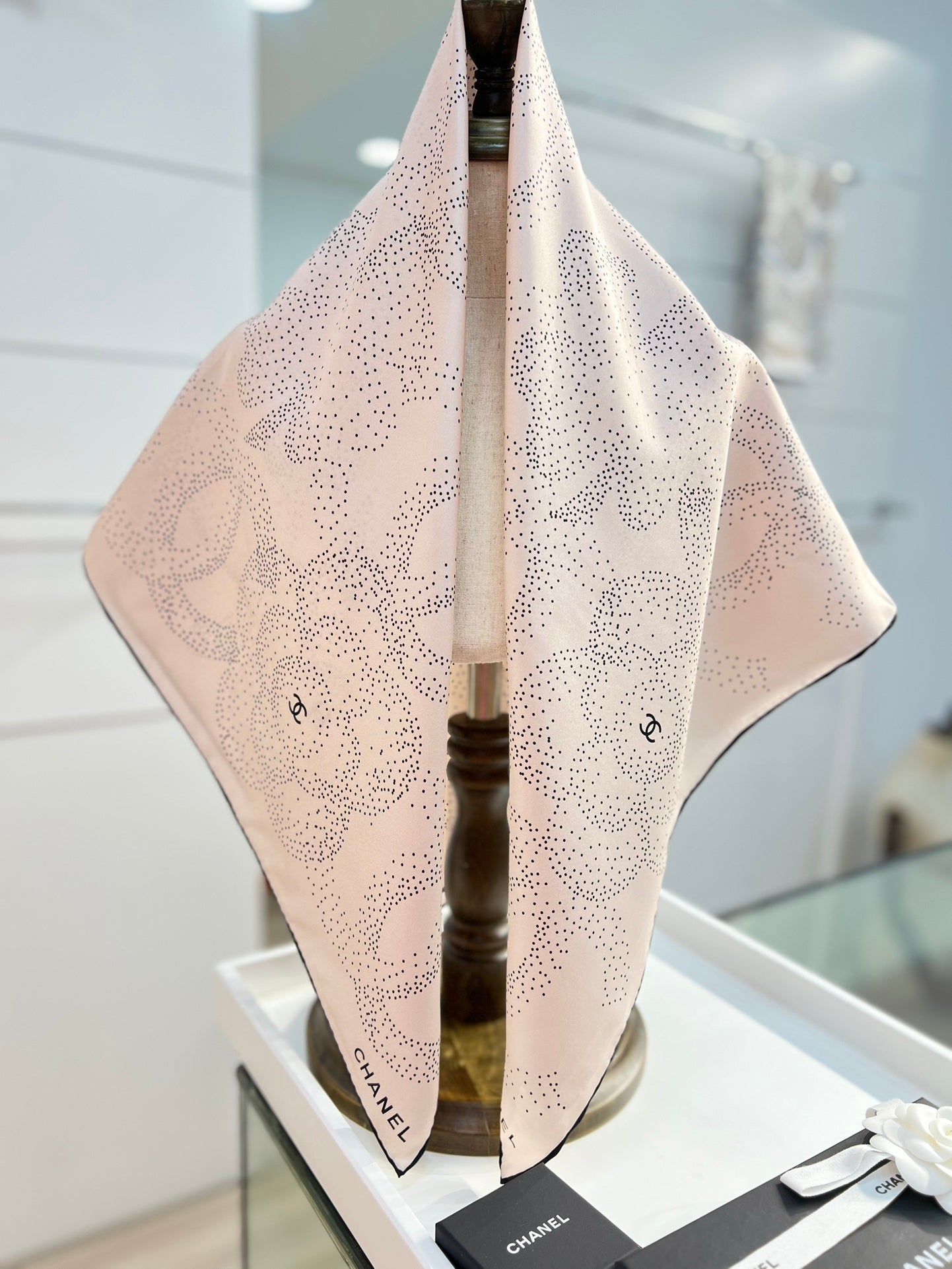 CC Square Scarf 90 CM In Light Pink Camellia Polka Dot Silk 288737