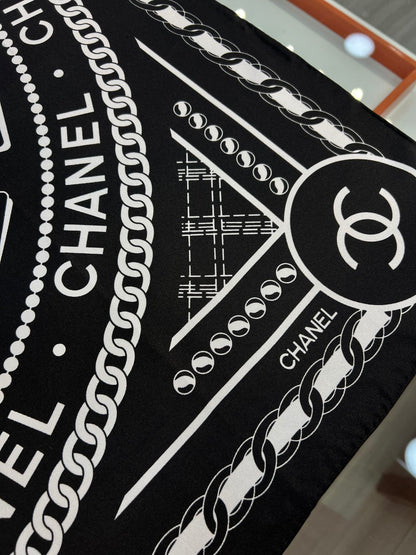 CC Square Scarf 90 CM In Black Mix White Silk 288728