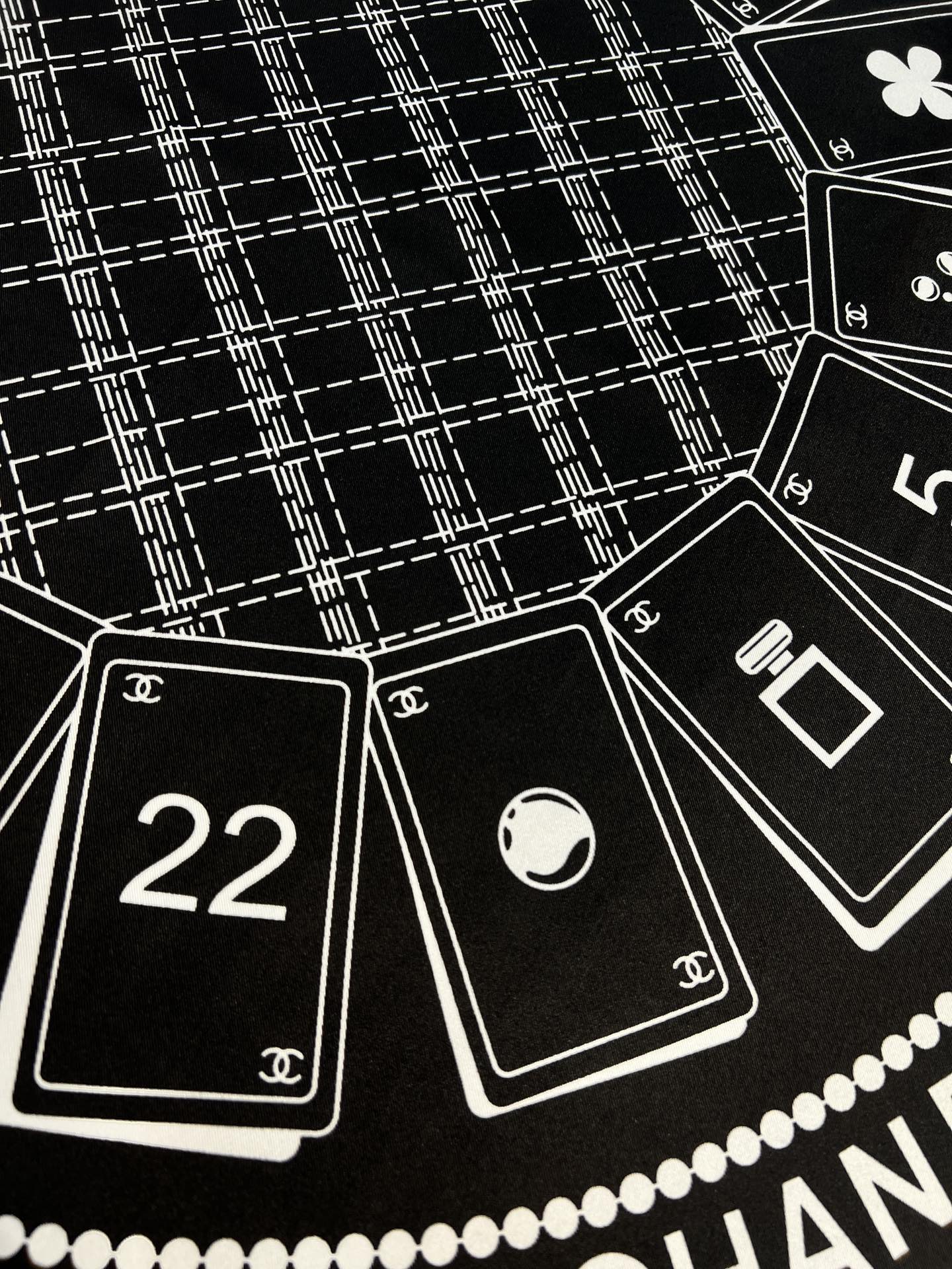 CC Square Scarf 90 CM In Black Mix White Silk 288728