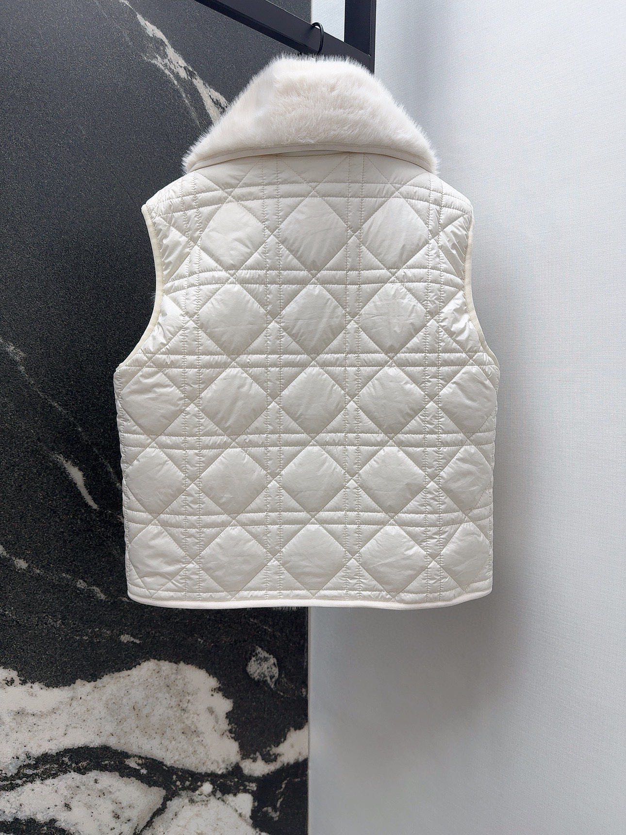 CD 25 Plaid Quilted Clothing Set White Polyester