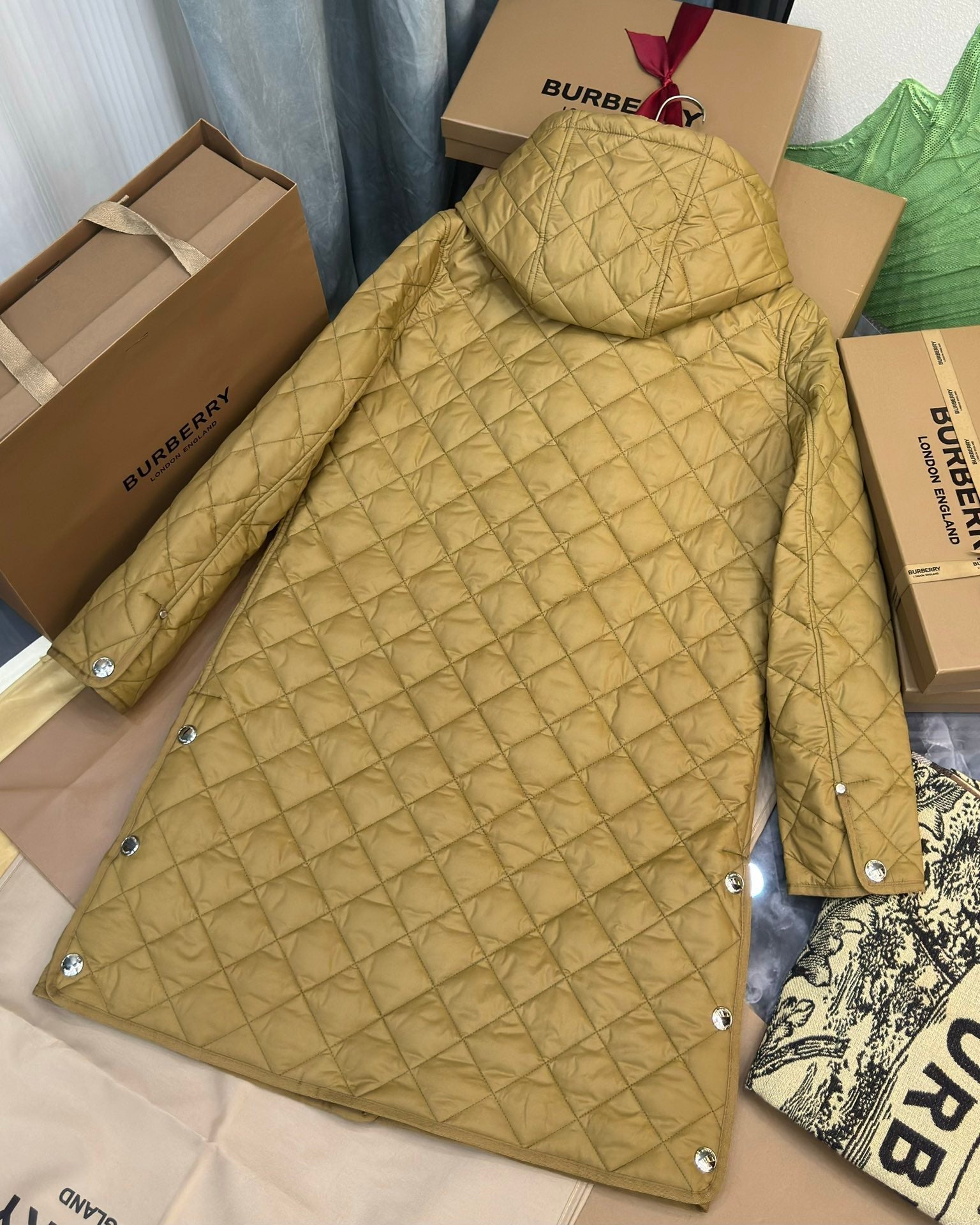 Burberry 25 Quilted  Hooded Long Coat Yellow Polyester Cotton