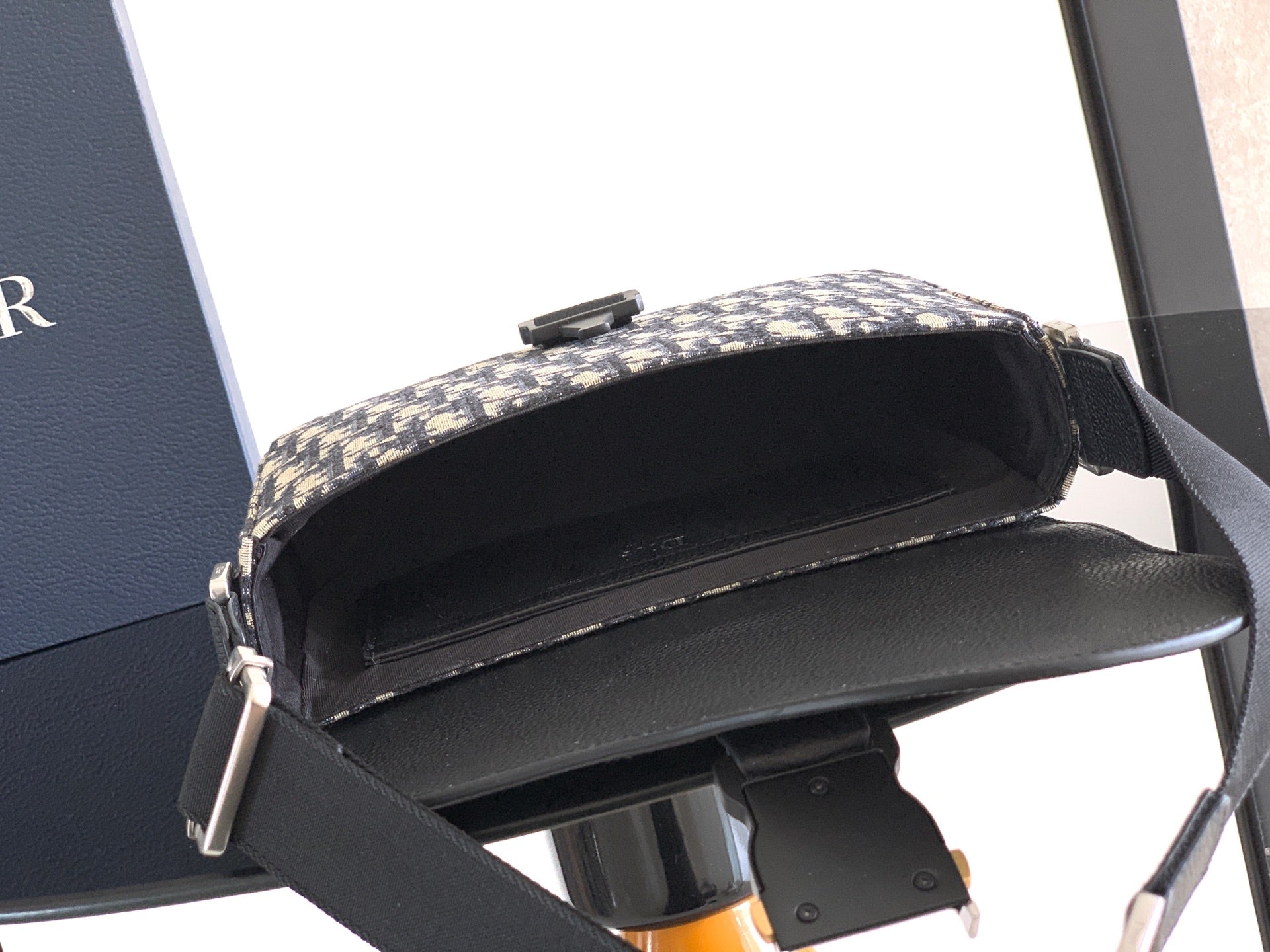 Dior 2026 Heritage Saddle Flap Messenger Bag 23cm Fabric Leather