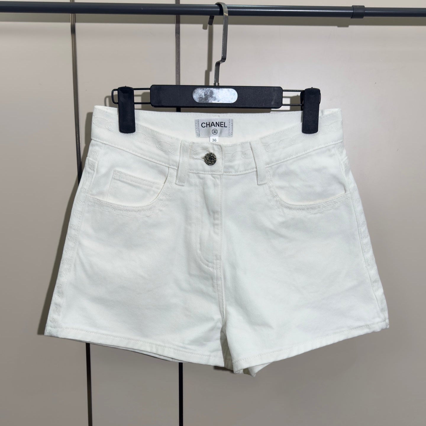 Chanel 2026 Denim Shorts White Cotton 635734