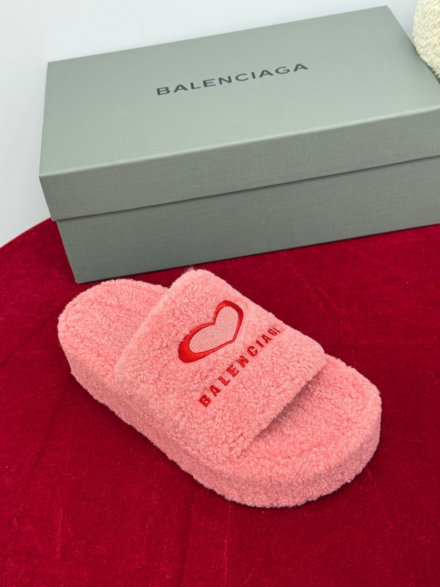 Balenciaga 25s slippers pink red wool  467708