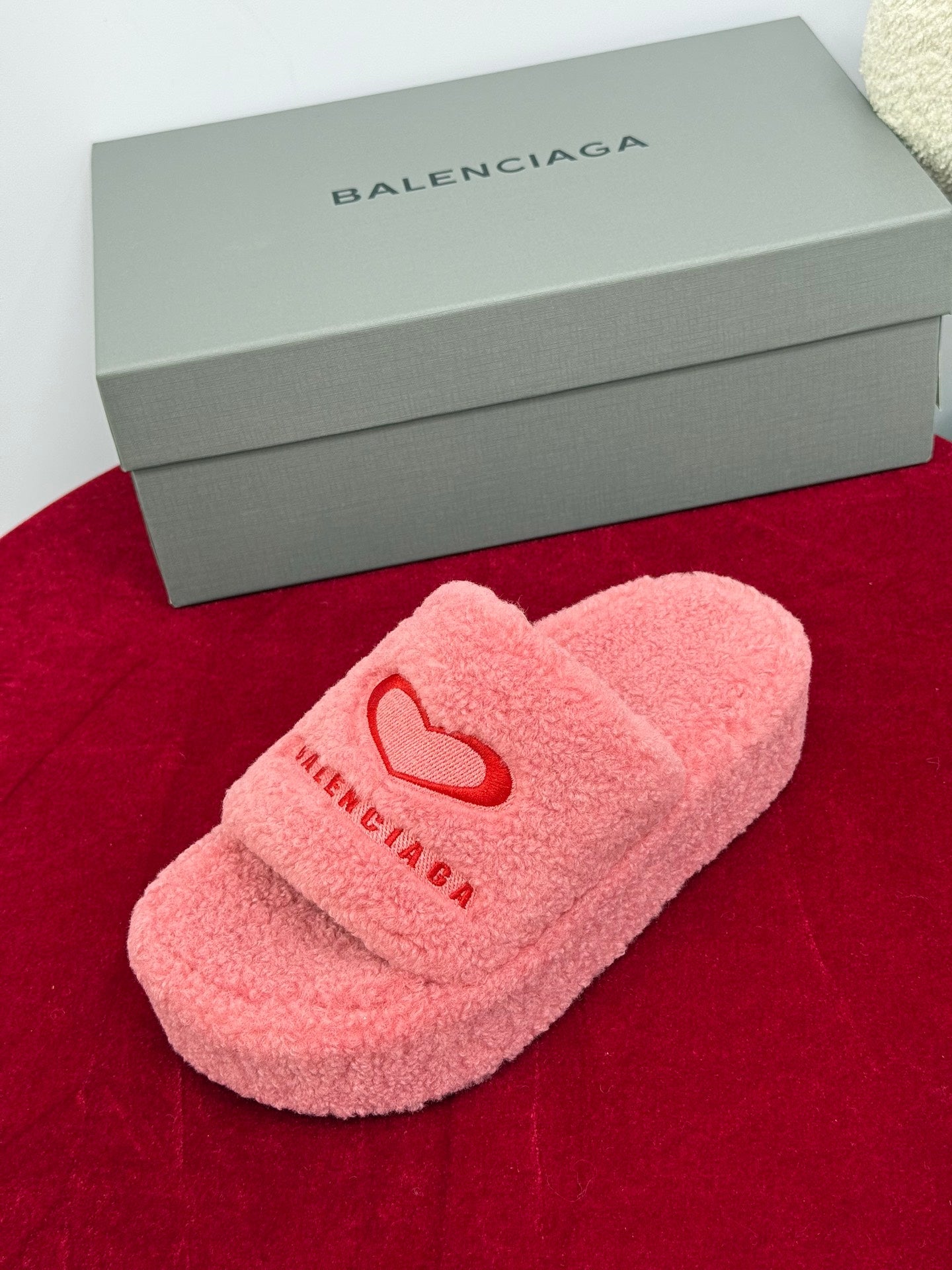 Balenciaga 25s slippers pink red wool  467708