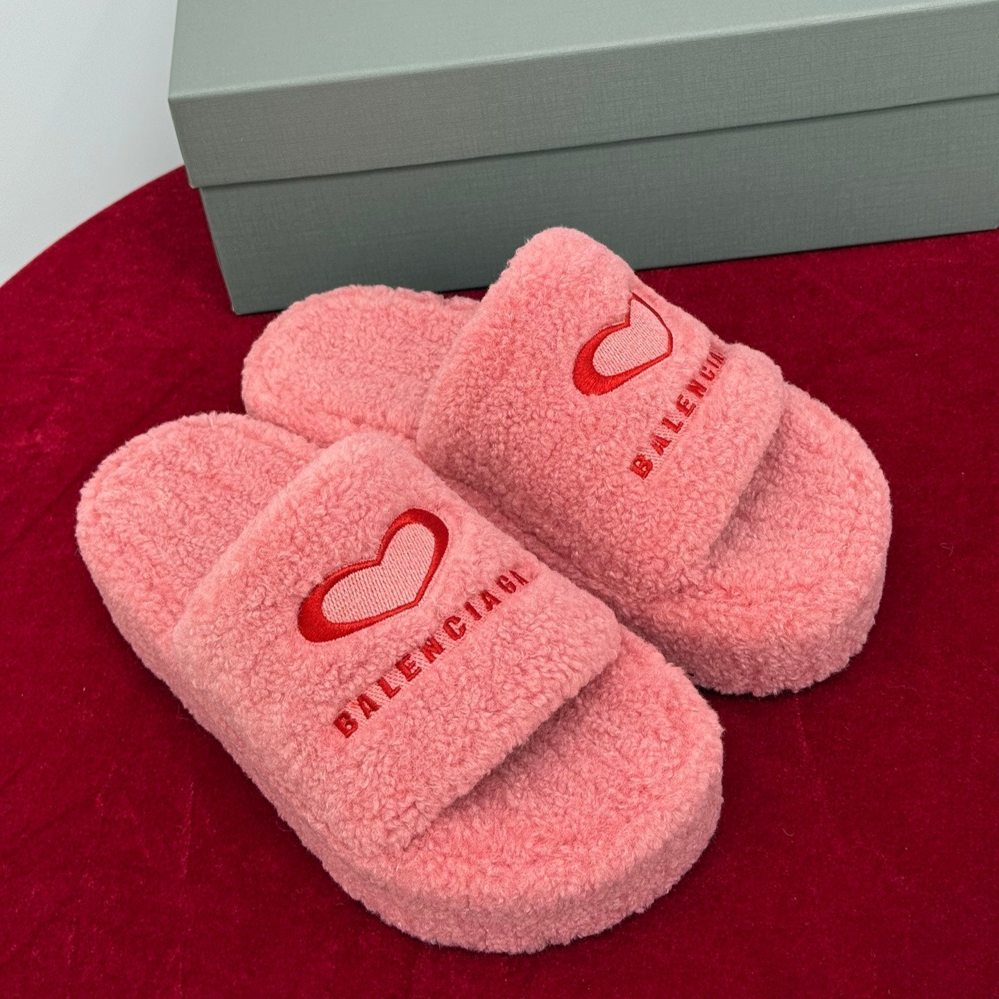 Balenciaga 25s slippers pink red wool  467708