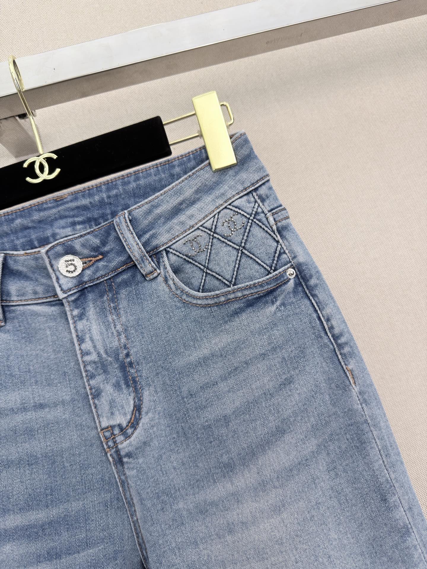 Chanel 2026 Straight-leg Jeans With Rhinestone Quilted Pockets Blue Cotton 377049