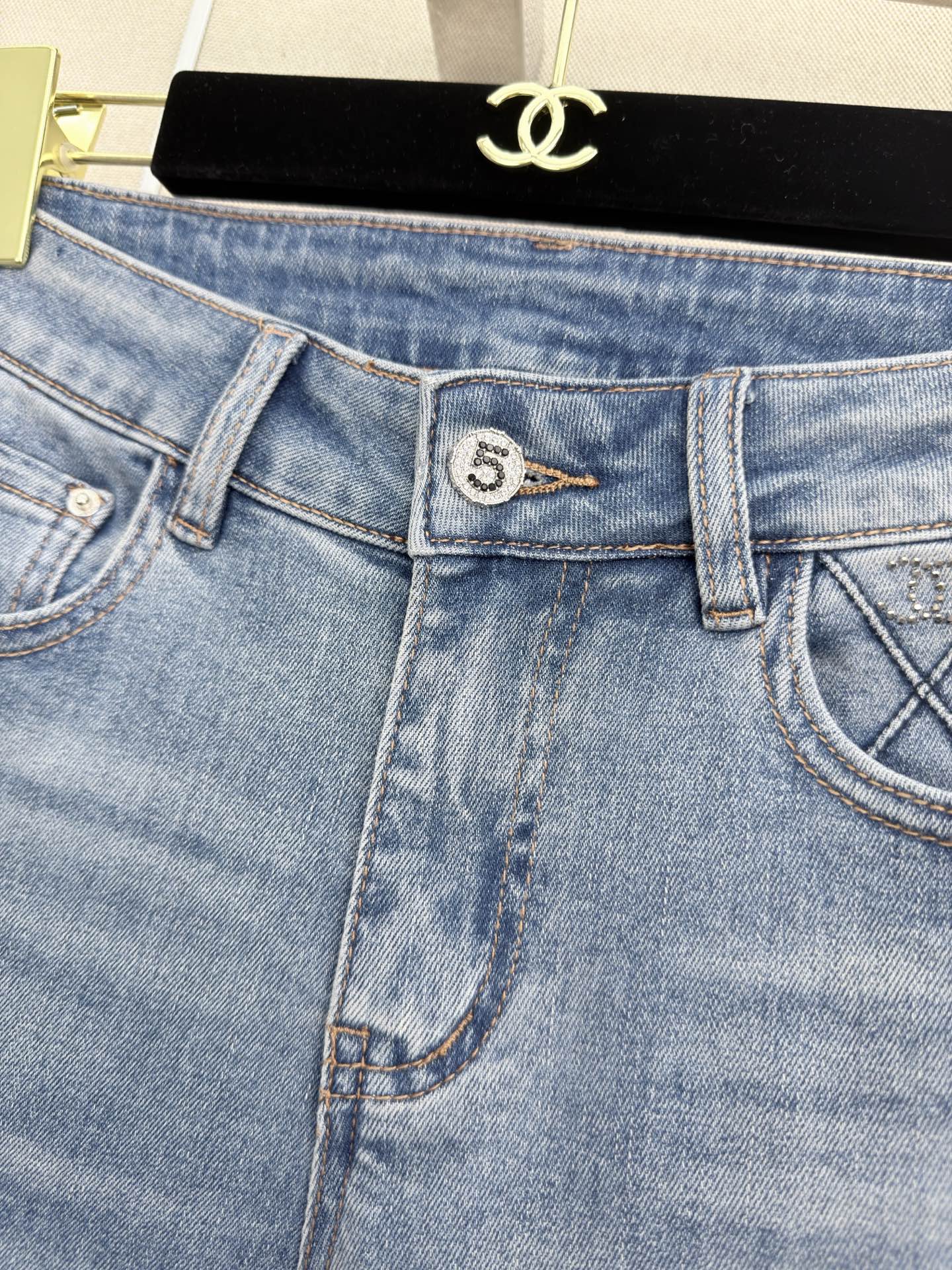 Chanel 2026 Straight-leg Jeans With Rhinestone Quilted Pockets Blue Cotton 377049