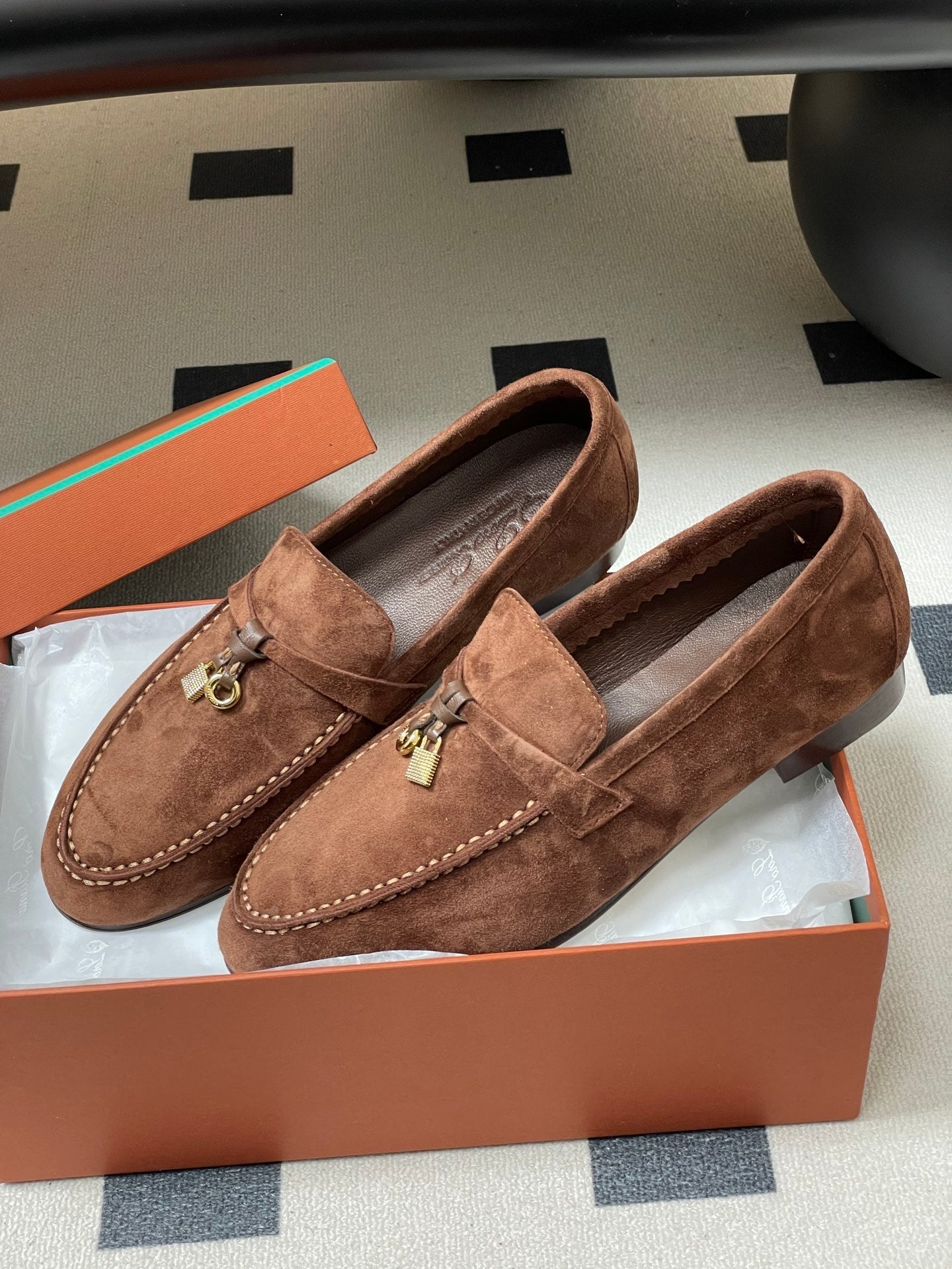 LP 26ss Summer Charms Walk Loafer Brown Gold Suede 181257