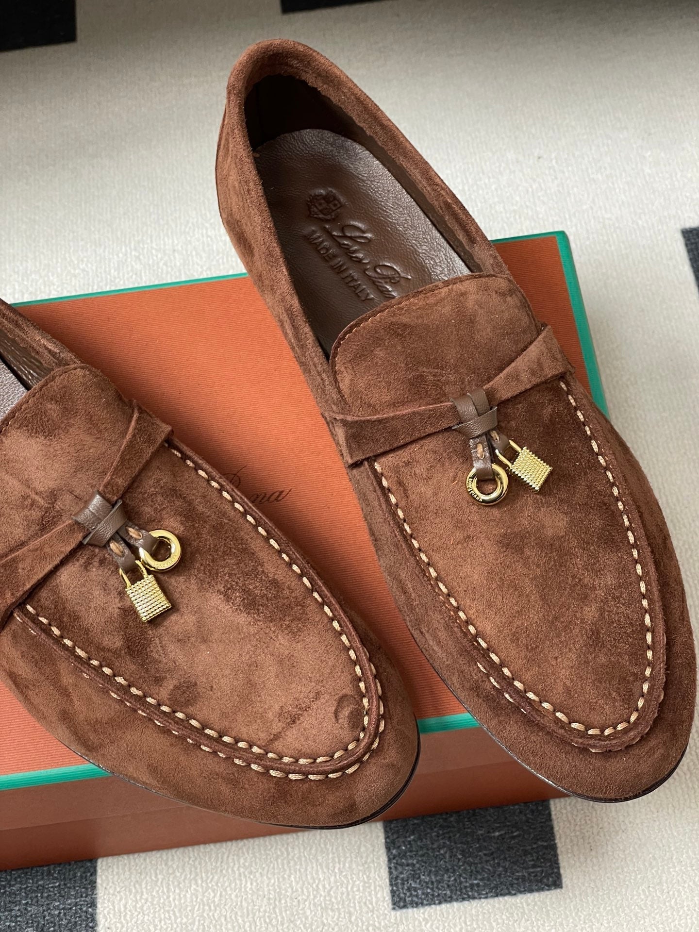 LP 2026 Summer Charms Walk Loafer Brown Gold Suede 181257