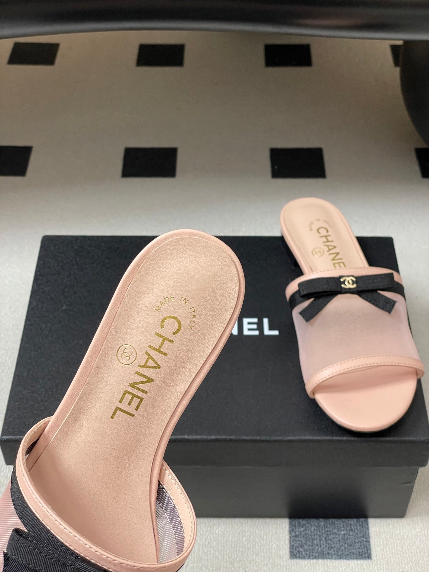 CC 2026 Sandal Bow Mesh Calfskin