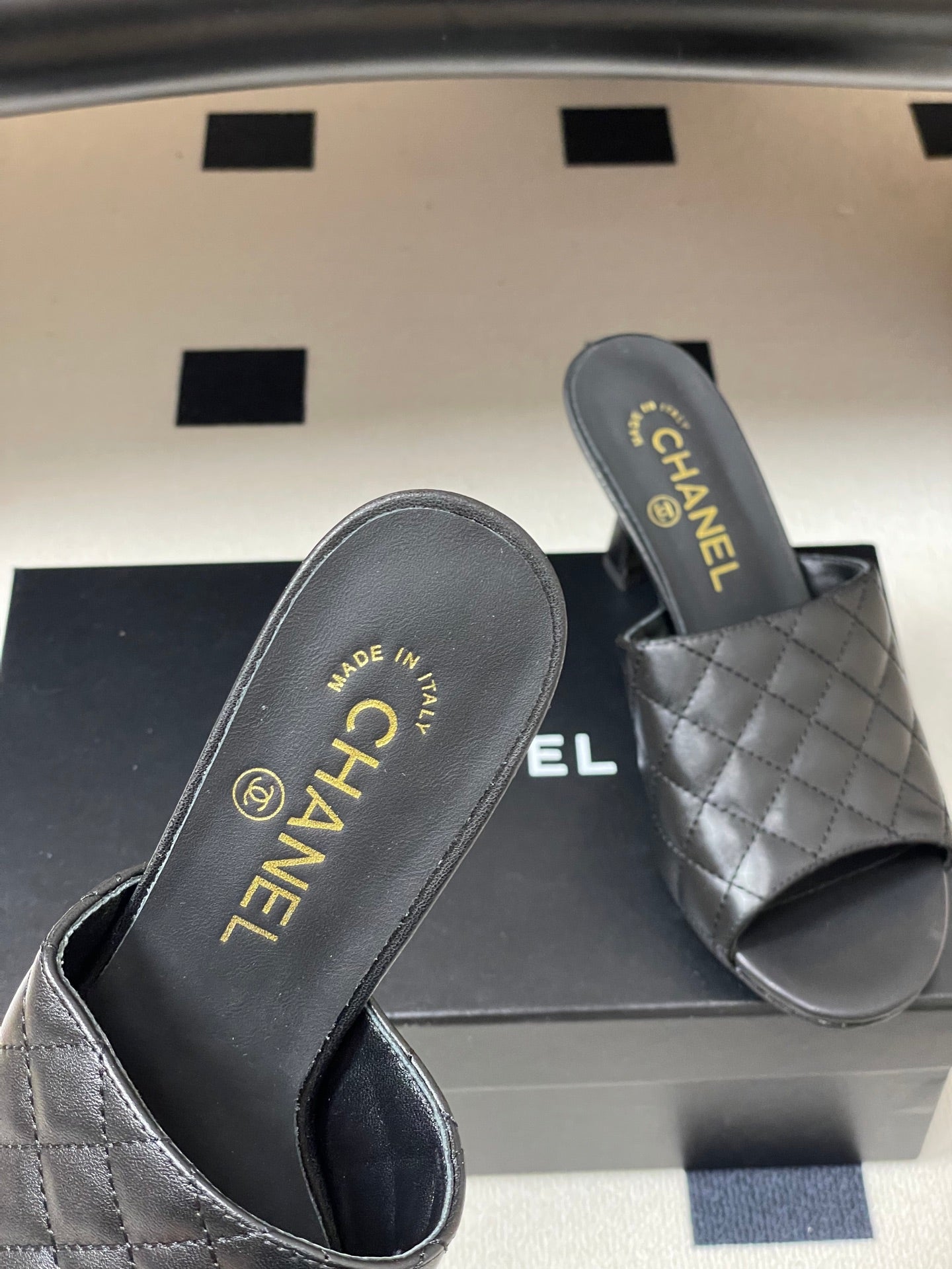 Chanel 2026  Peep-Toe High-Heeled Sandals Leather Sheepskin 834720