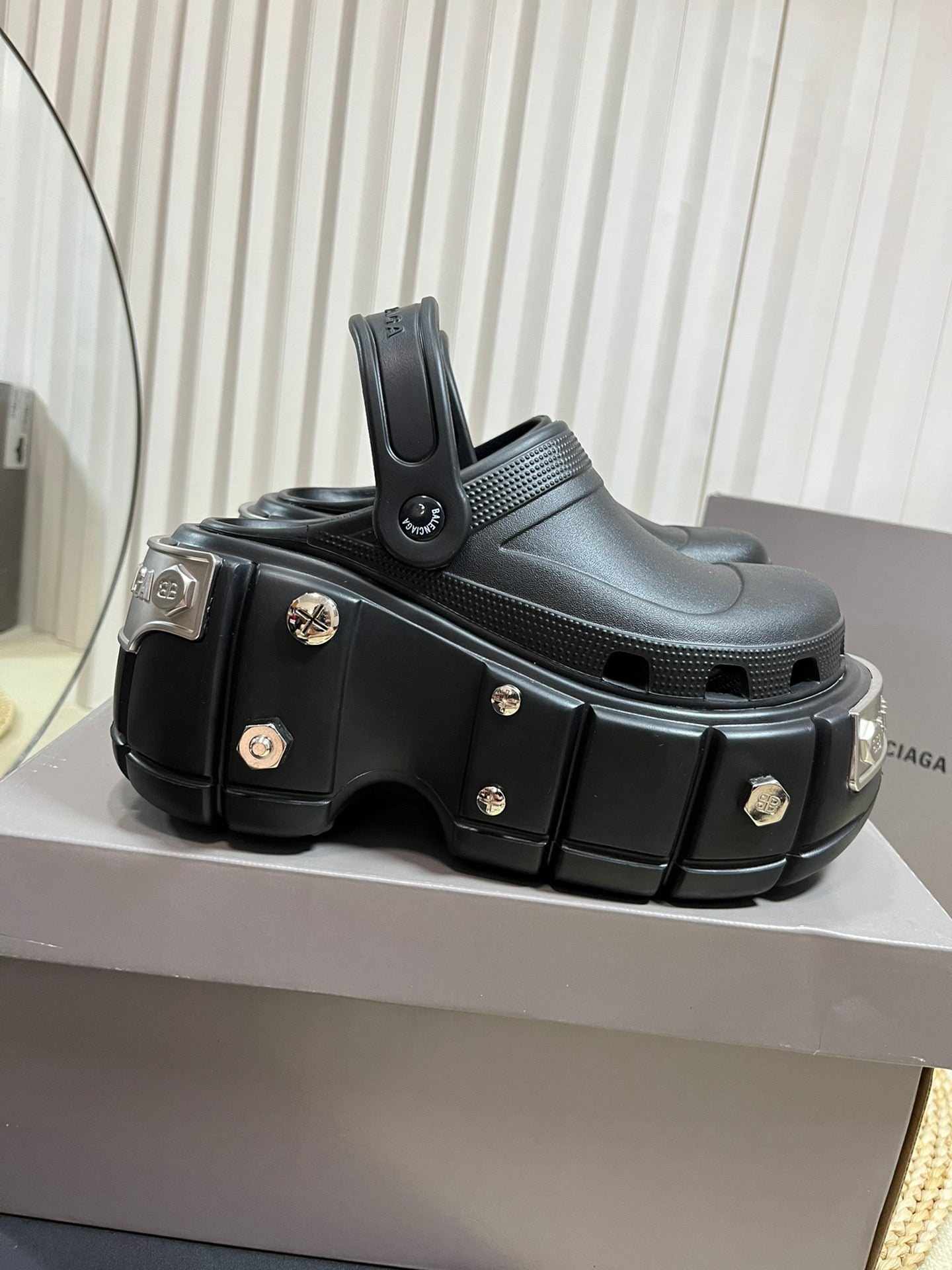 Balenciaga x Crocs Hardcrocs Black Leather 672650