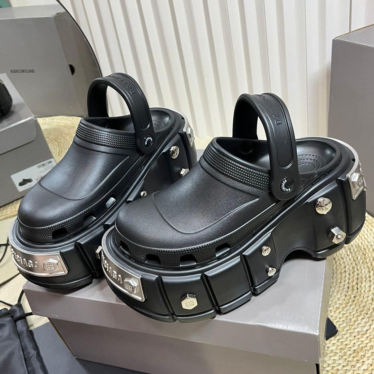Balenciaga x Crocs Hardcrocs Black Leather 672650