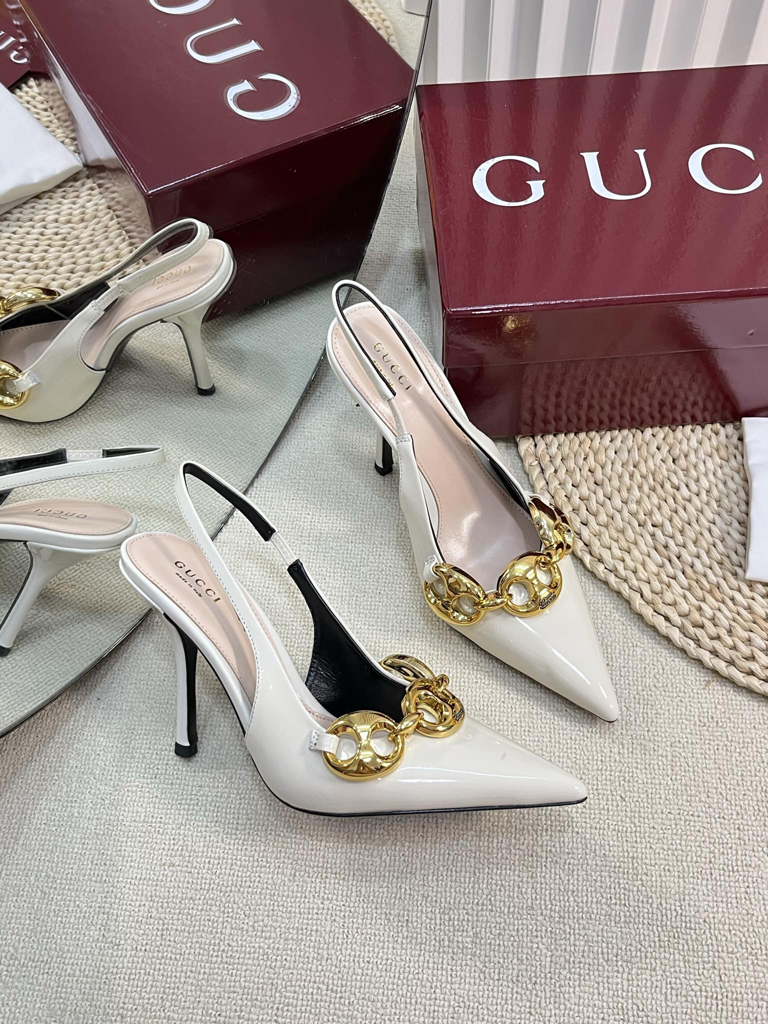 GC Slingbacks With Marina Chain 100mm White Patent Leather 294586