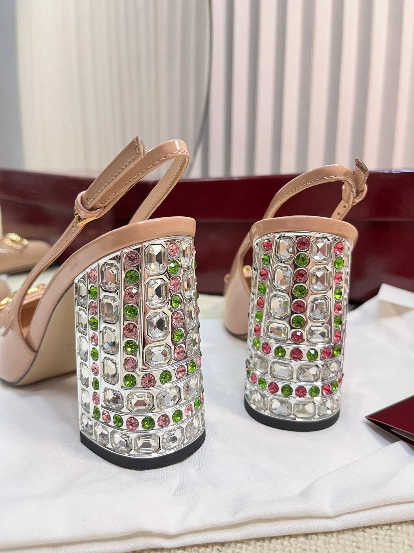 GC Horsebit Slingback with Crystal 95mm Rose Beige Patent Leather 294597