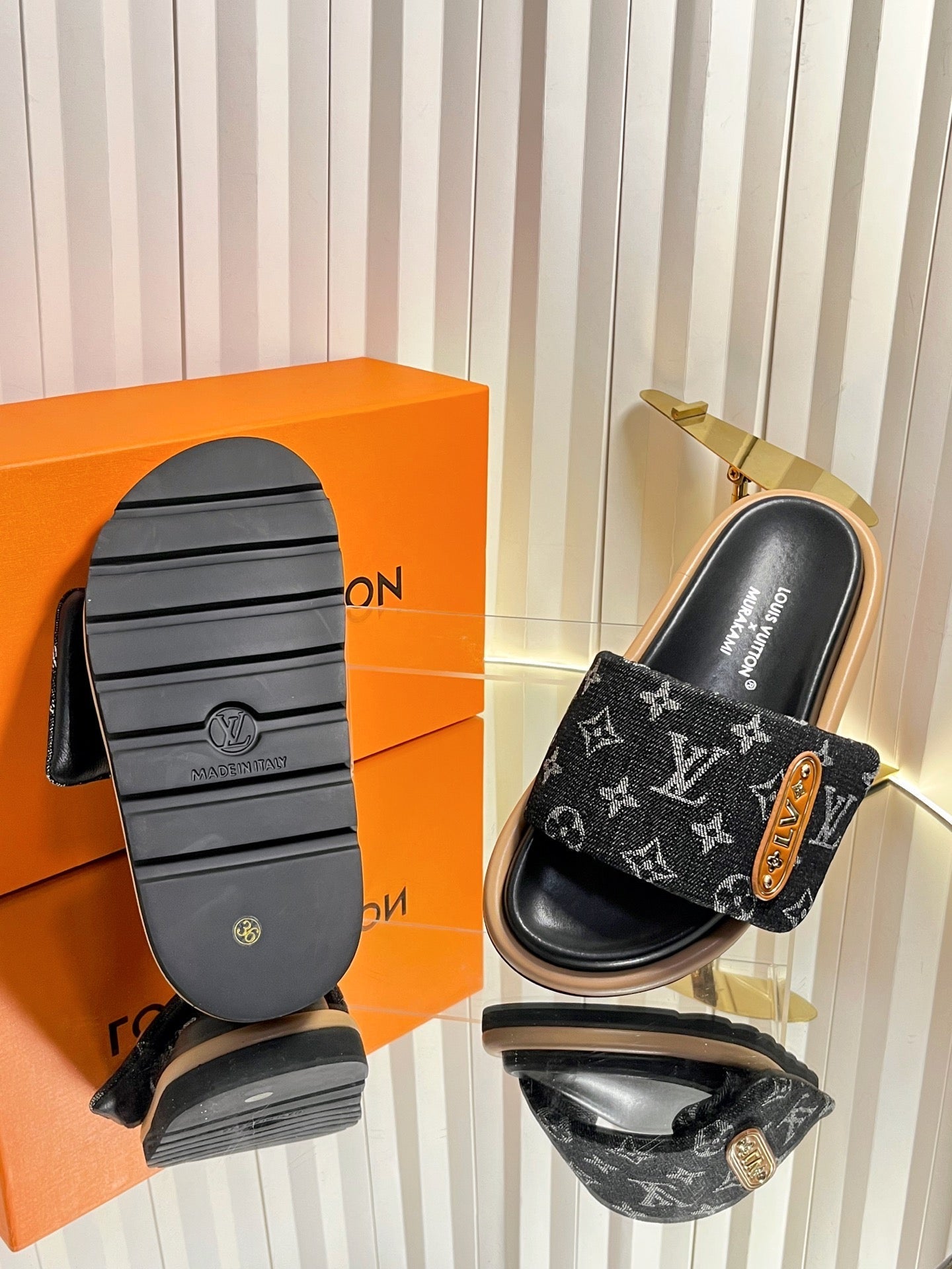 LV 26s Slippers Black Denim Sheepskin 616359
