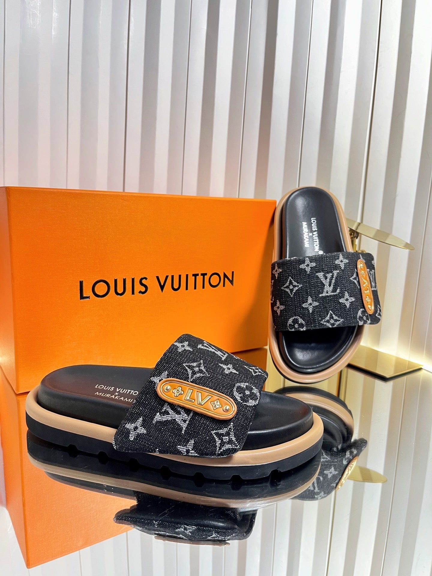 LV 26s Slippers Black Denim Sheepskin 616359
