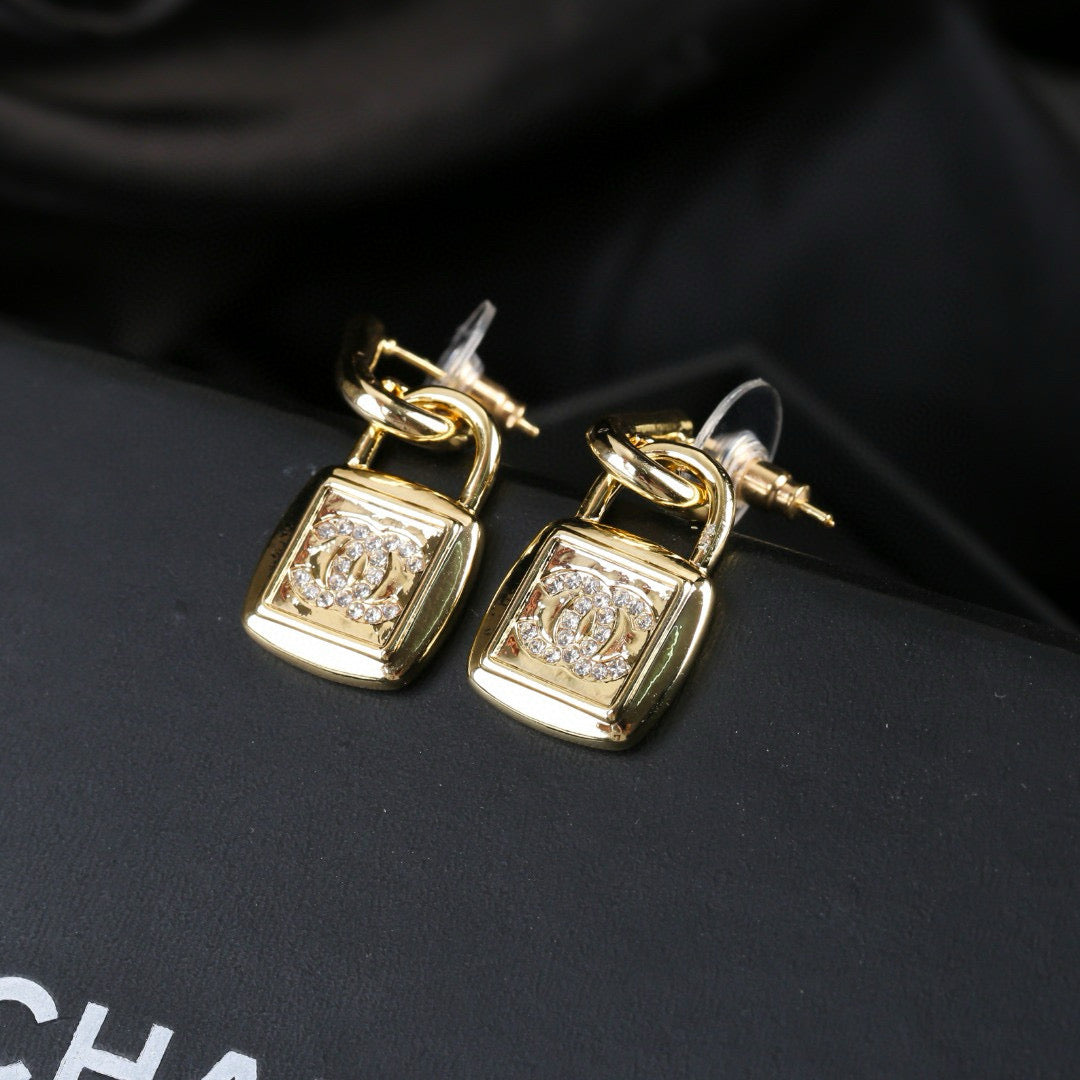 CC Lock Shaped Gold Diamond Earring
